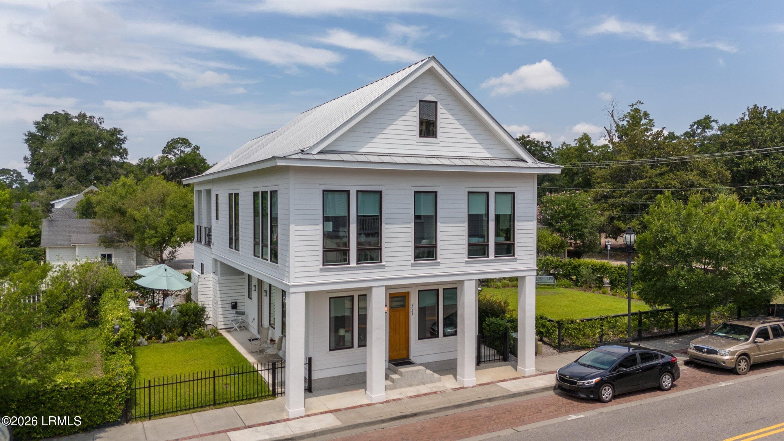 DJI_20240627120708_0046_D-1.jpg-SMALL - 706 Bladen Street, Beaufort, SC 29902