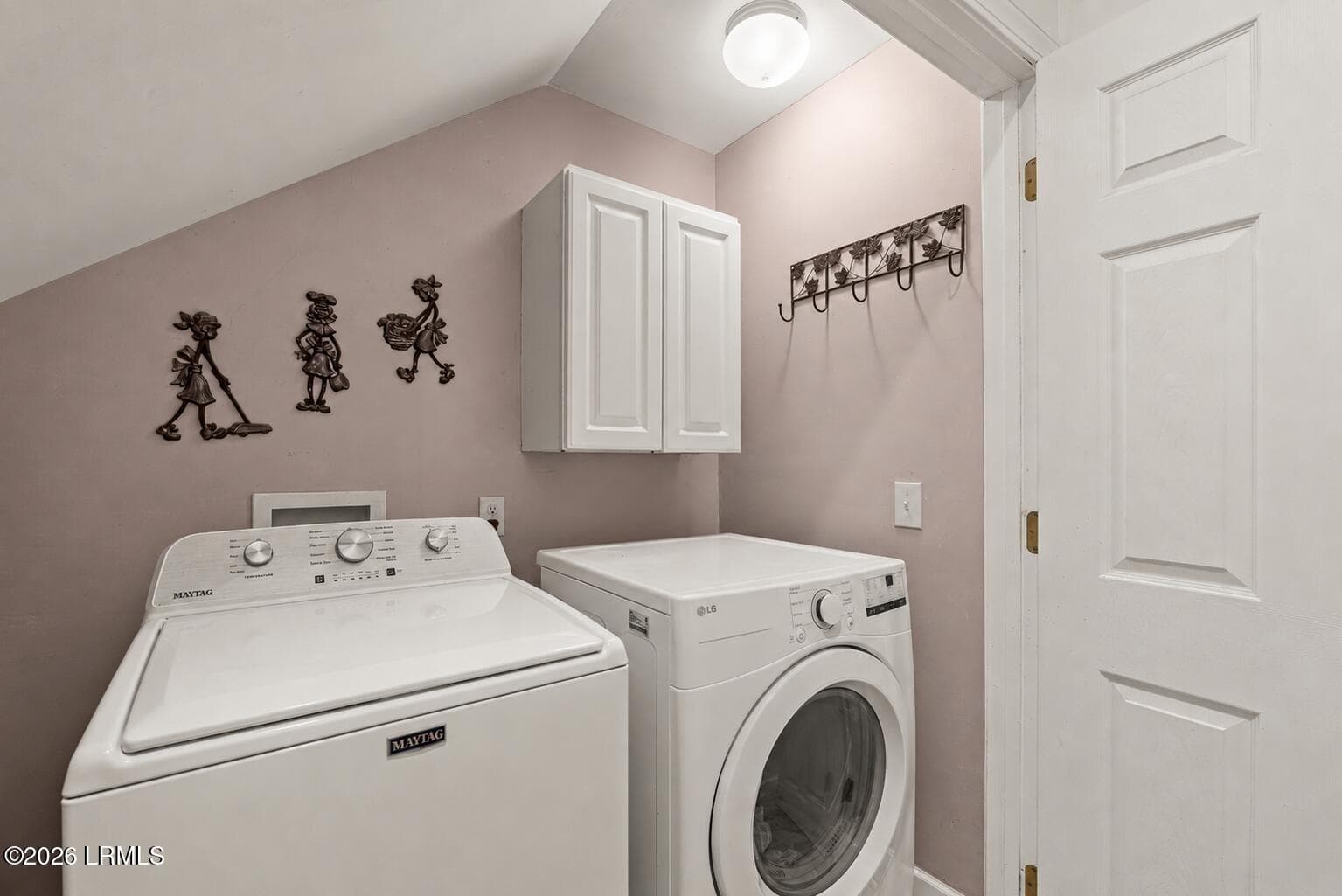 457 ridgecut laundry room - 457 Ridgecut Road, Early Branch, SC 29916
