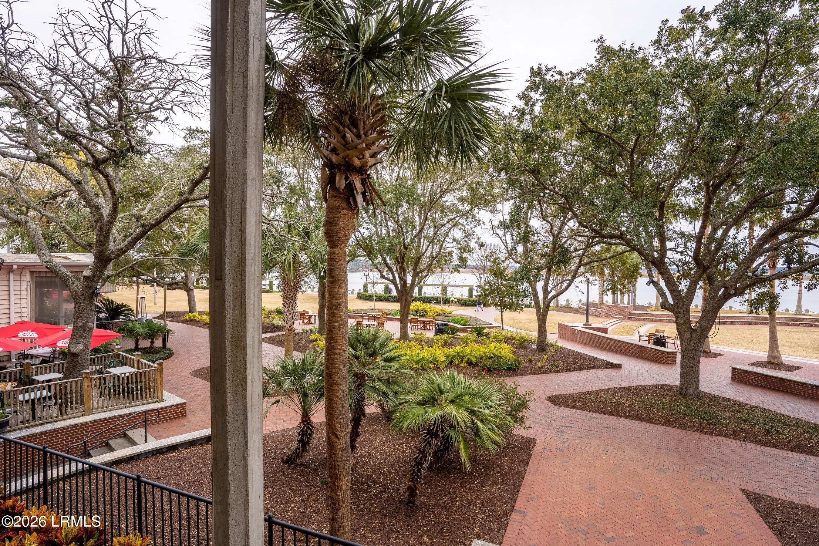 DSC02402-HDR-1.jpg-SMALL - 916 Bay Street, Beaufort, SC 29902