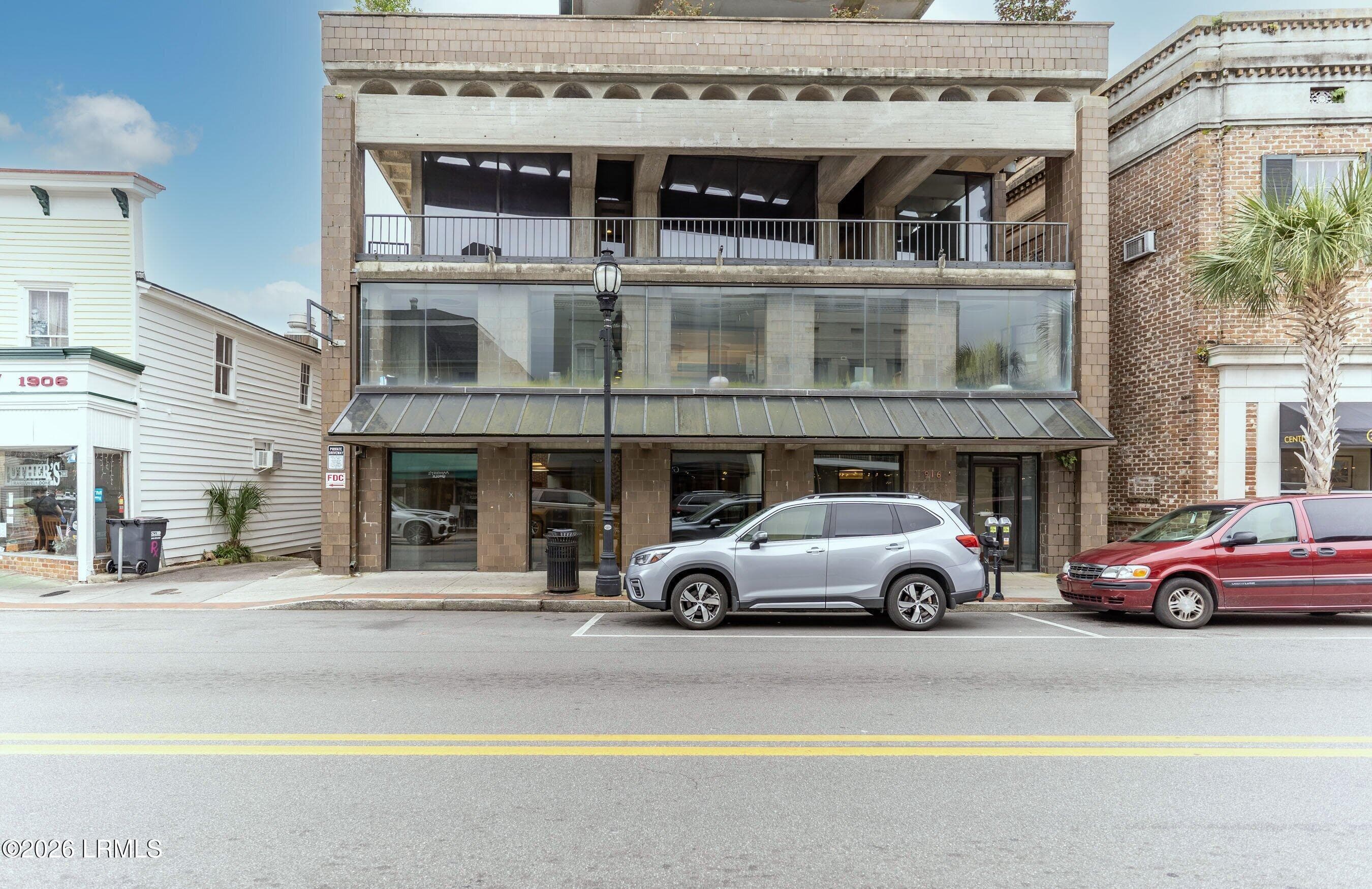 DSC02535-HDR-1.jpg-SMALL - 916 Bay Street, Beaufort, SC 29902