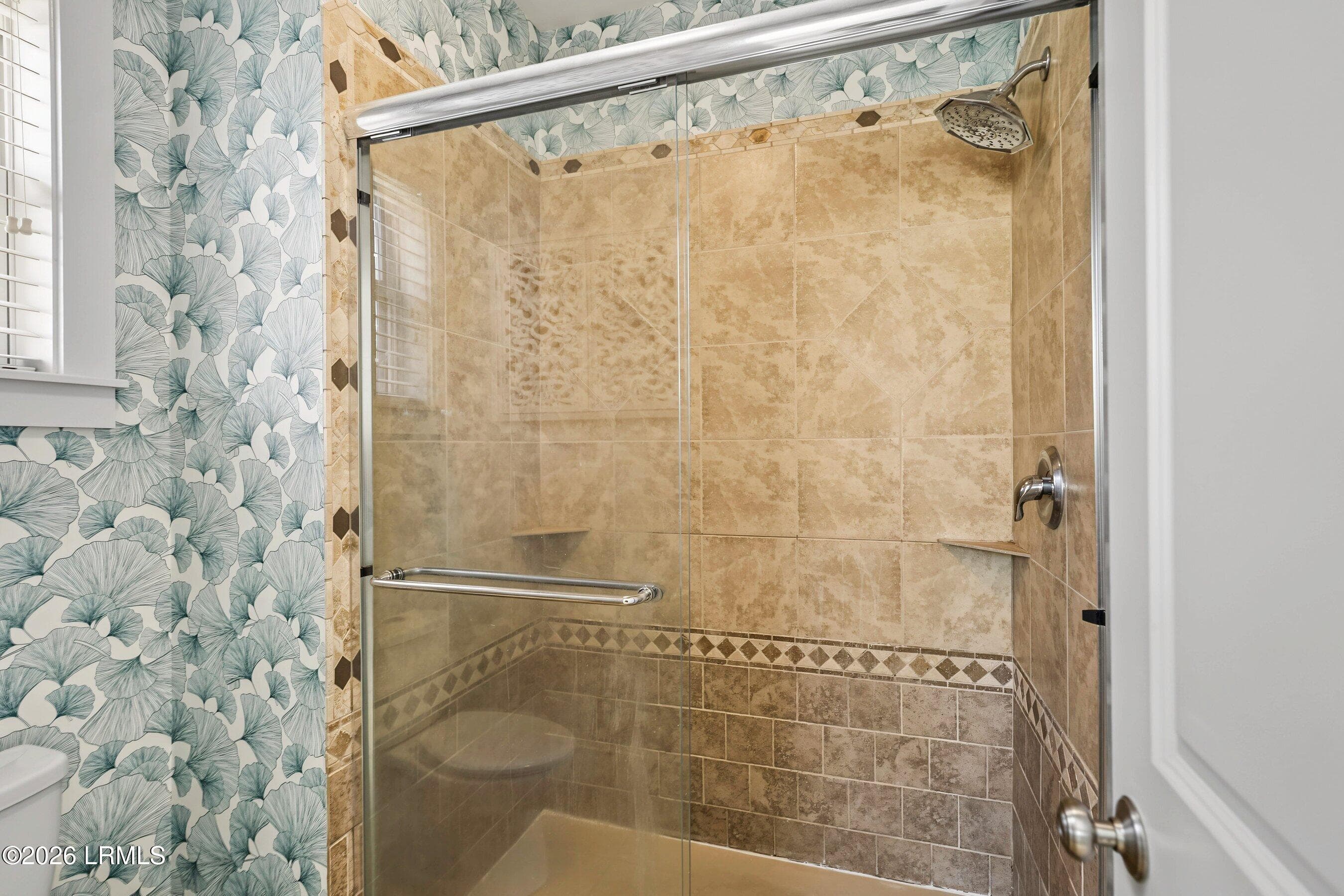 Step In Shower - 14 W National Boulevard, Beaufort, SC 29907