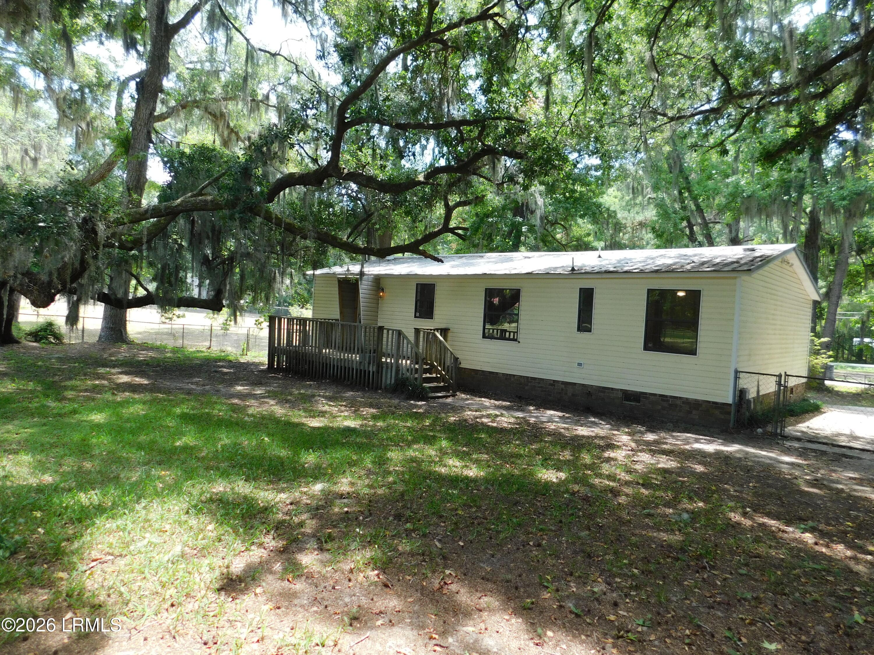 DSCN6942[1] - 911 Grant Street, Beaufort, SC 29906, Beaufort