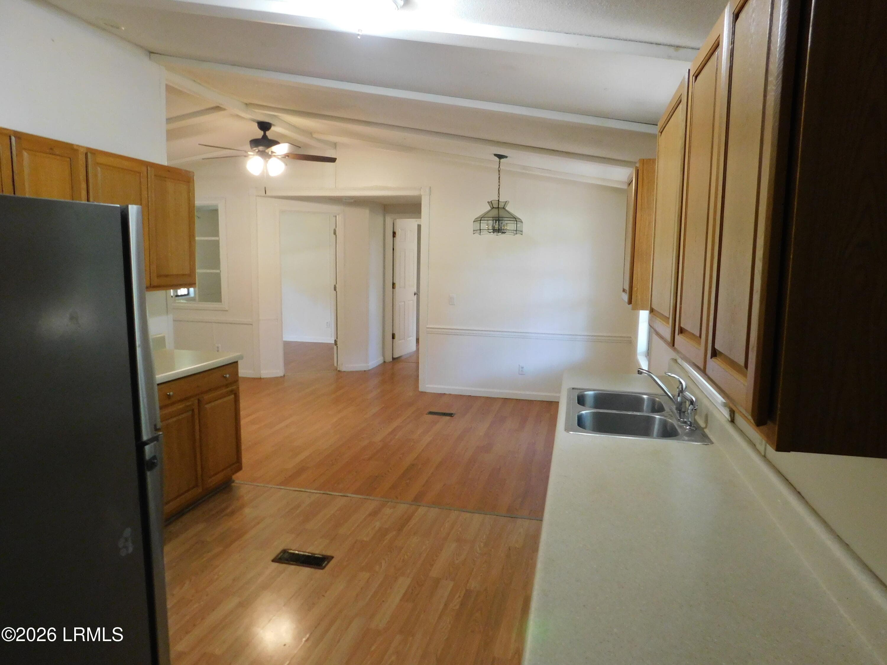 DSCN6954[1] - 911 Grant Street, Beaufort, SC 29906, Beaufort