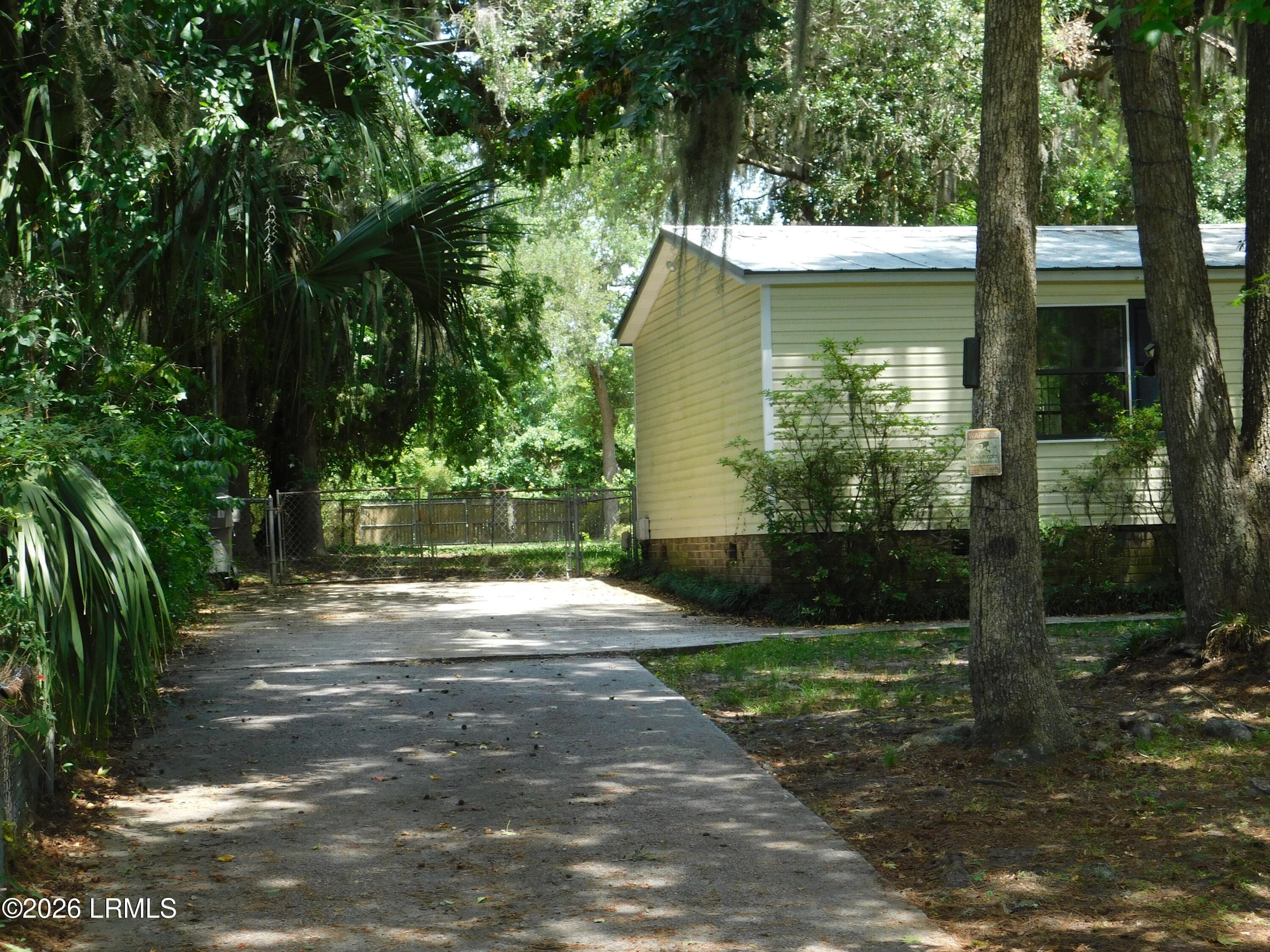 DSCN7030[1] - 911 Grant Street, Beaufort, SC 29906, Beaufort