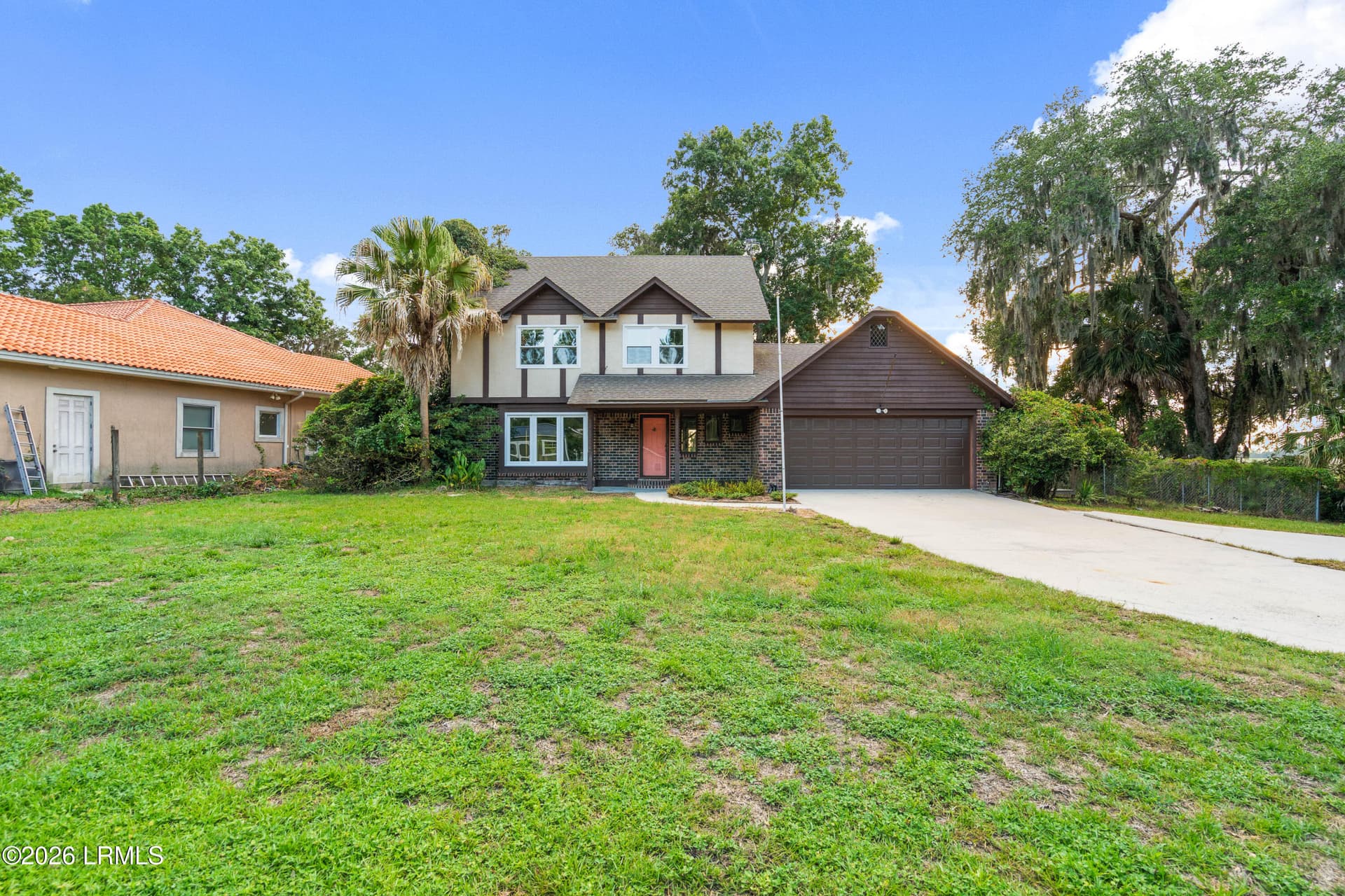 Front center - 6823 Oakmont Drive, Beaufort, SC 29906