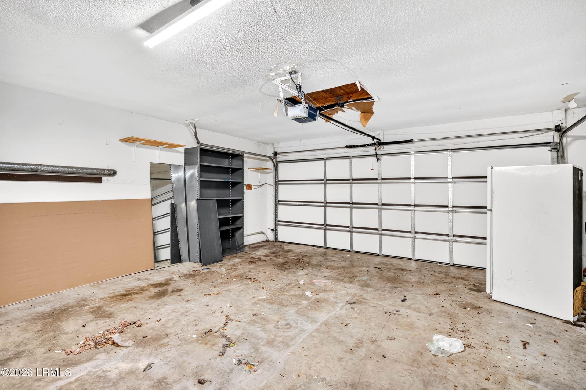 2 Car Garage - 6823 Oakmont Drive, Beaufort, SC 29906