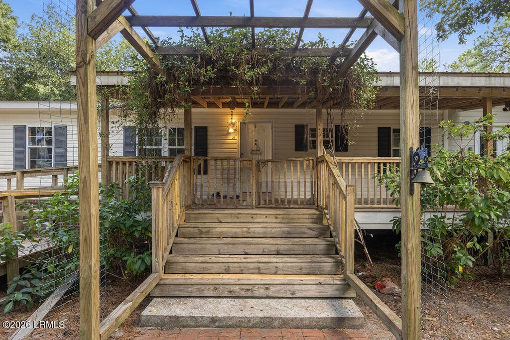 1000044969 - 21 Sandstone Circle, Beaufort, SC 29906