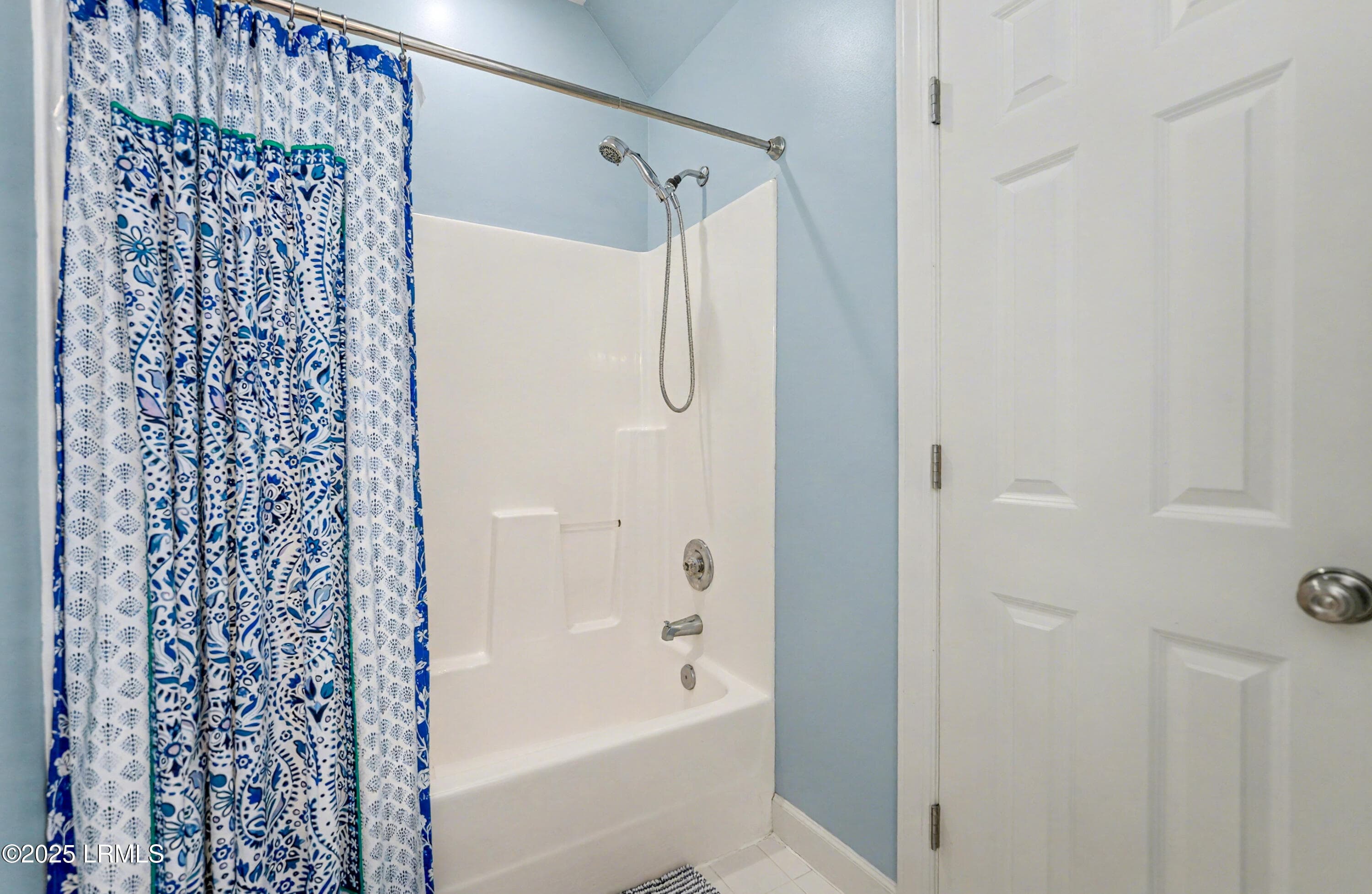 Full Bath Upstairs - 79 Bostick Circle, Beaufort, SC 29902