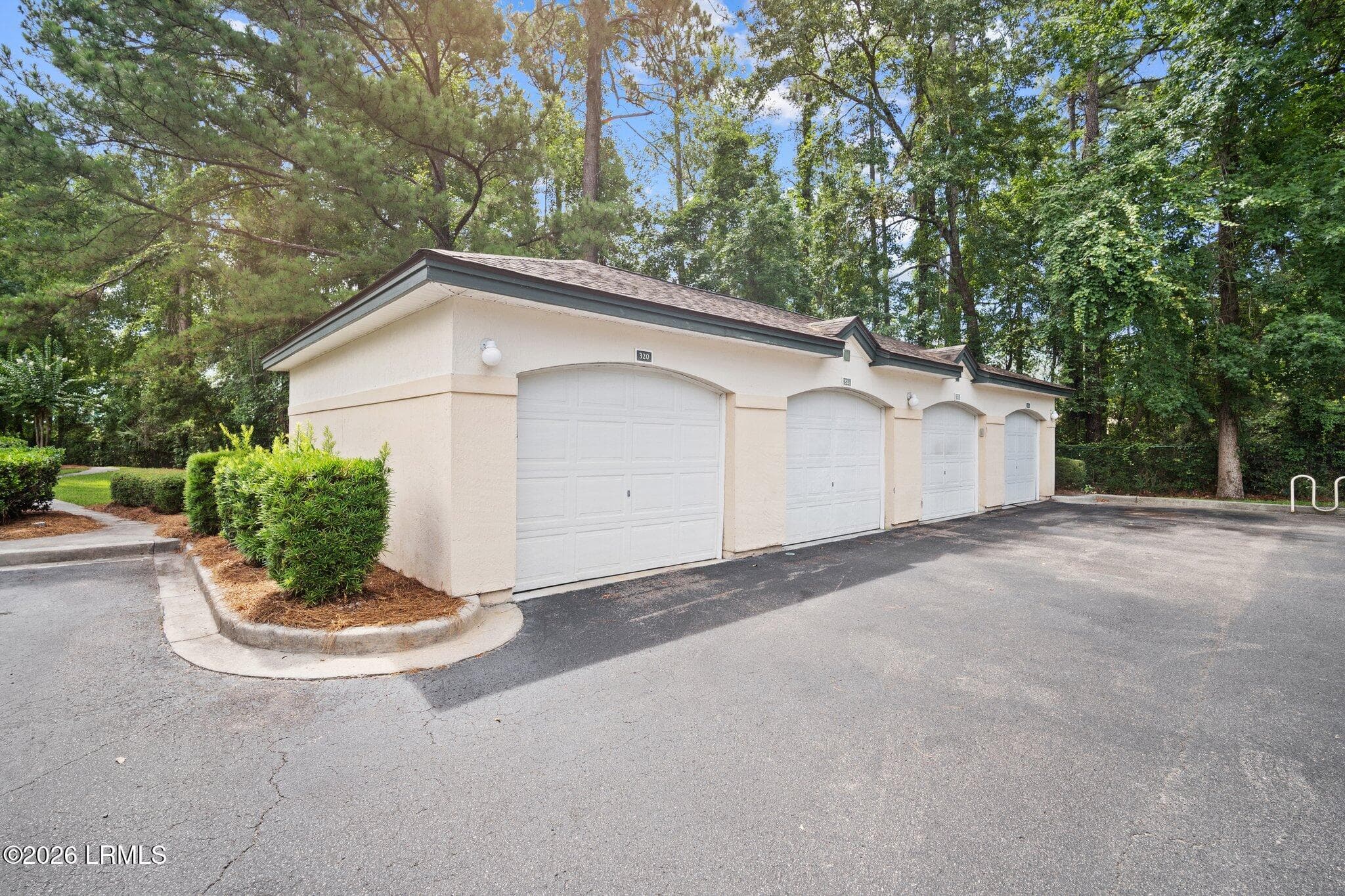 1-web-or-mls-DSC09389 - 897 Fording Island Road 310, Bluffton, SC 29910