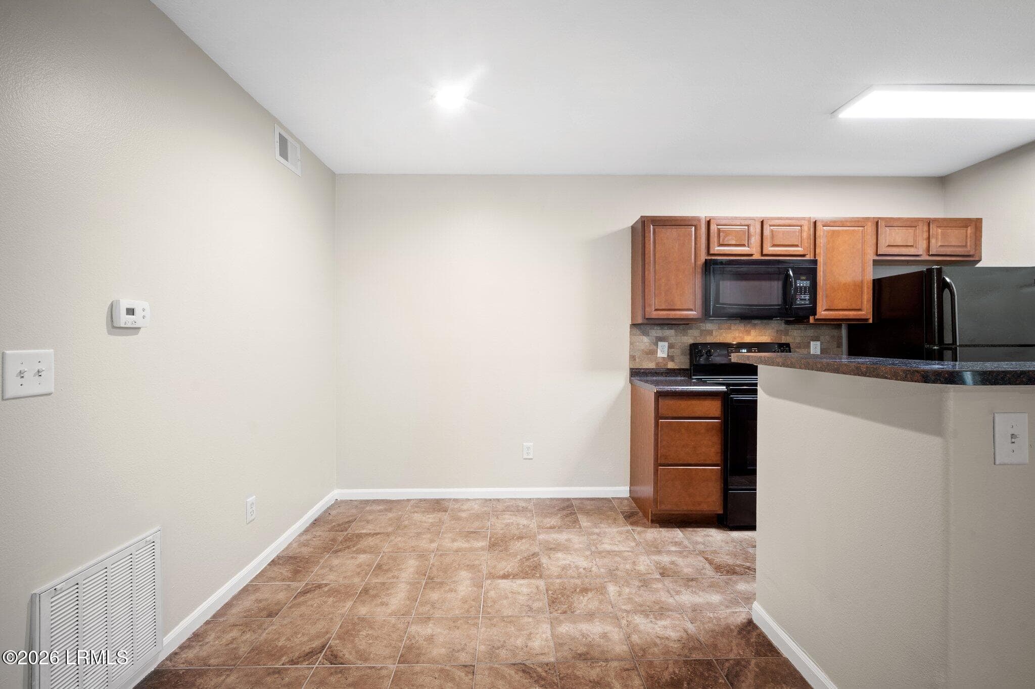 13-web-or-mls-DSC09449 - 897 Fording Island Road 310, Bluffton, SC 29910