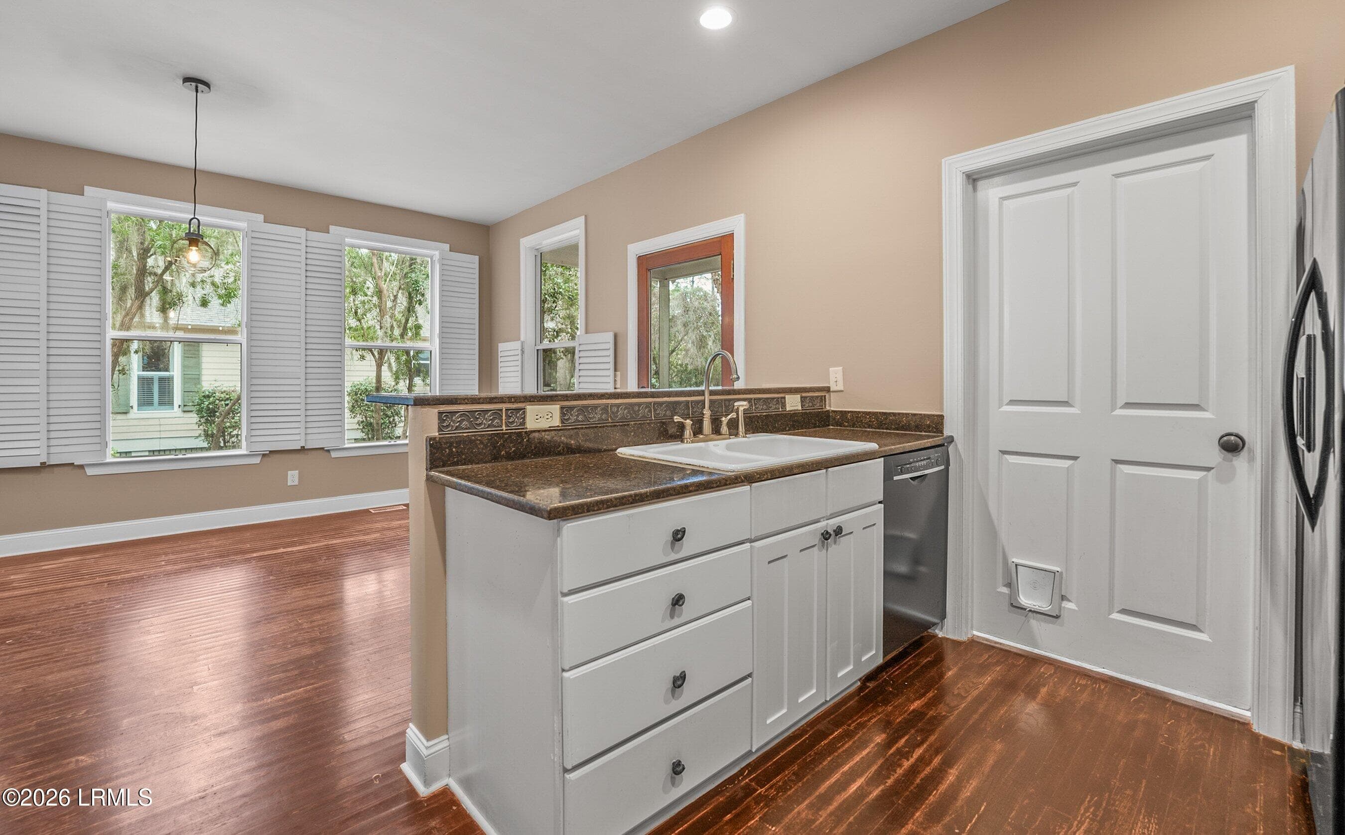 DSC07797.jpg-SMALL - 2677 Broad Street, Beaufort, SC 29902