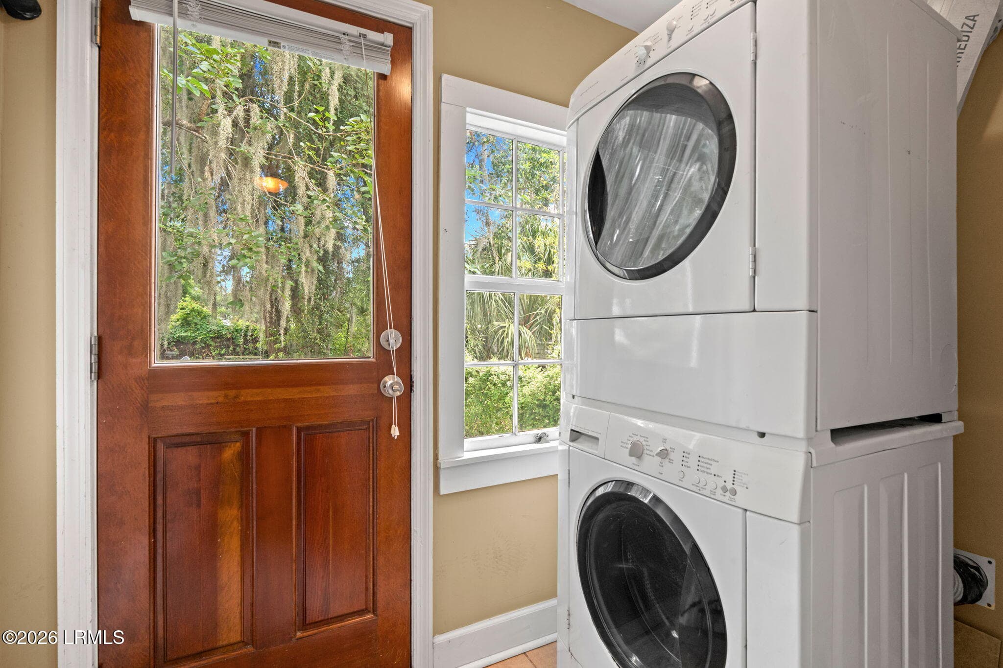 35-web-or-mls-DSC08858 - 910 Duke Street, Beaufort, SC 29902