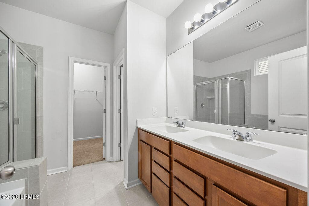 Master Bathroom - 32 Pacolet Lane, Beaufort, SC 29906