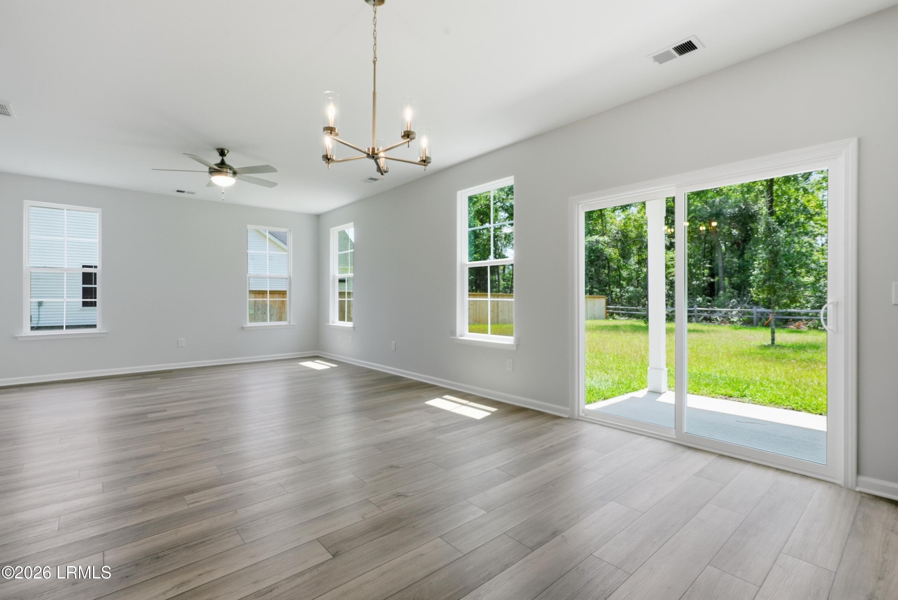 Eat-In and Great Room - 107 Thistle Lane, Beaufort, SC 29907