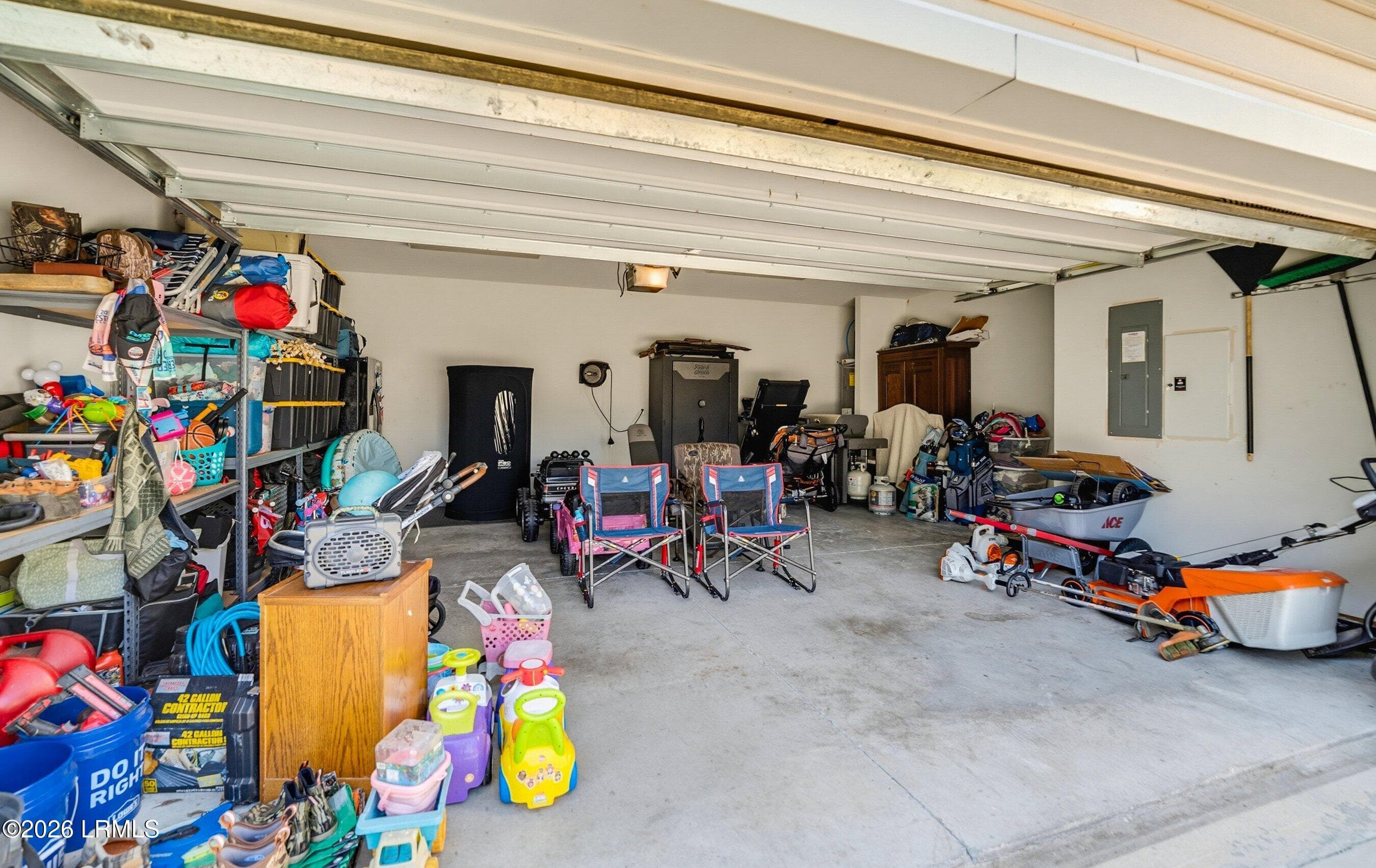 Large 2 car garage - 4235 Sage Drive, Beaufort, SC 29907