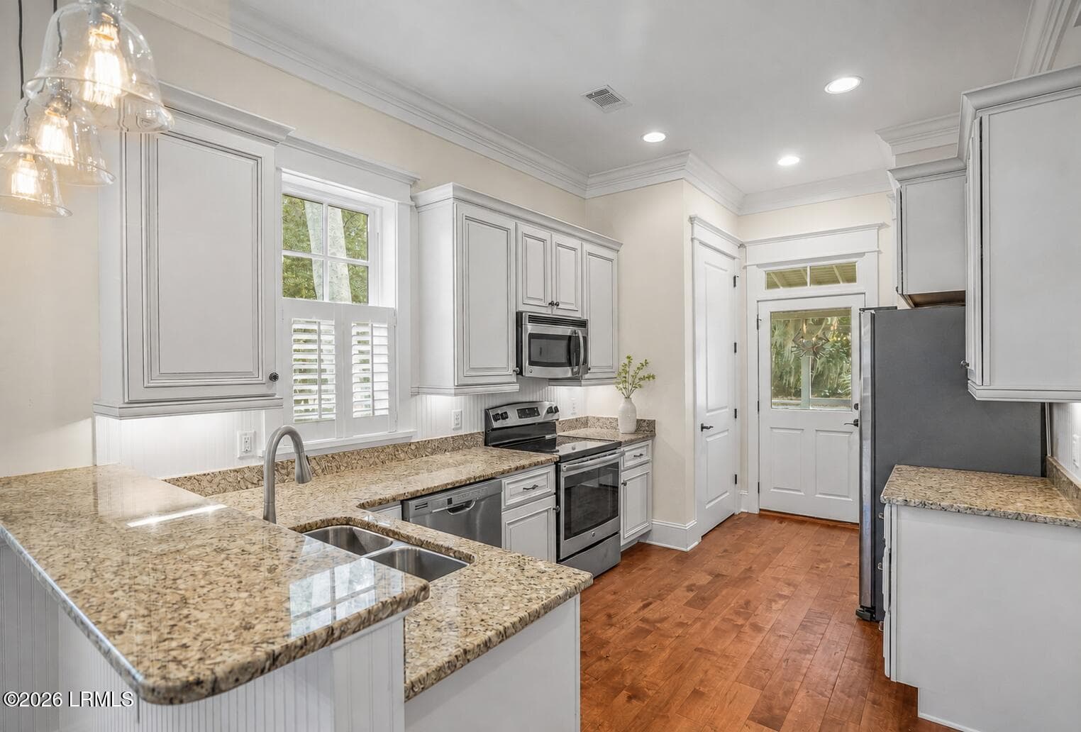 virtual staging - 141 Willow Point Road, Beaufort, SC 29906