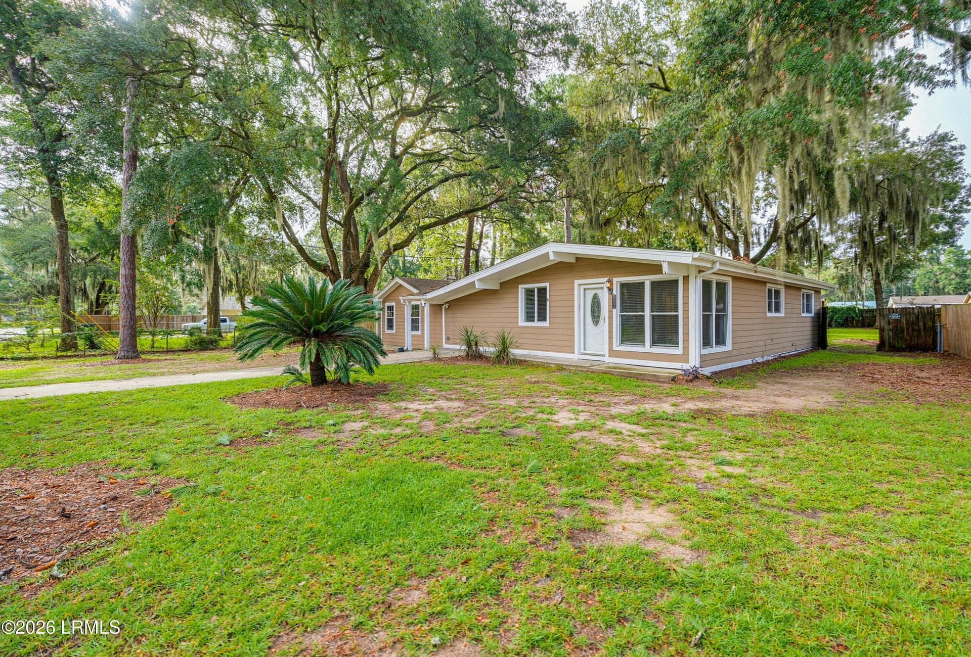 DSC08188-16-1 - 2706 Rosemont Avenue, Port Royal, SC 29935