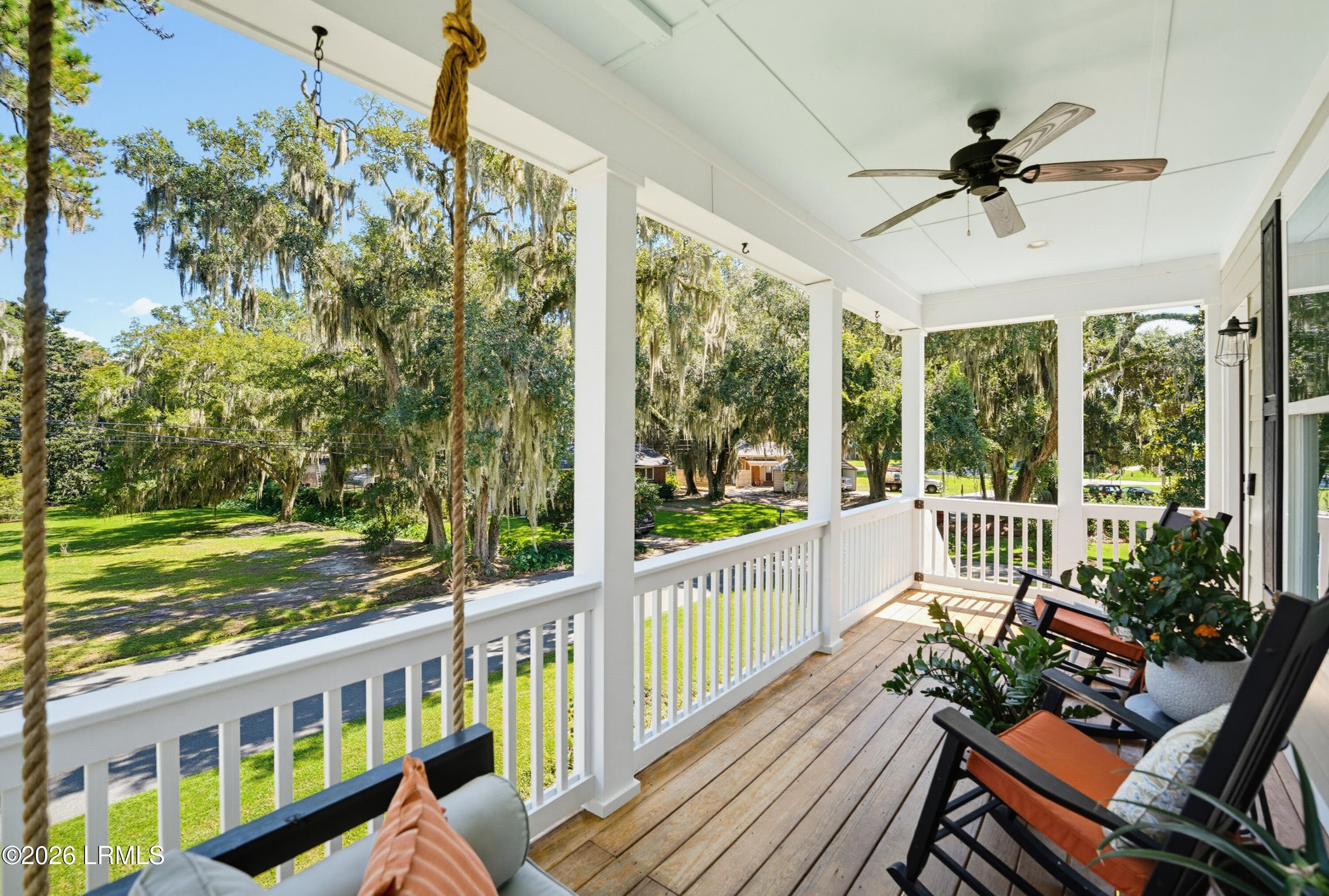 Swing - 3013 Walnut Street, Beaufort, SC 29906