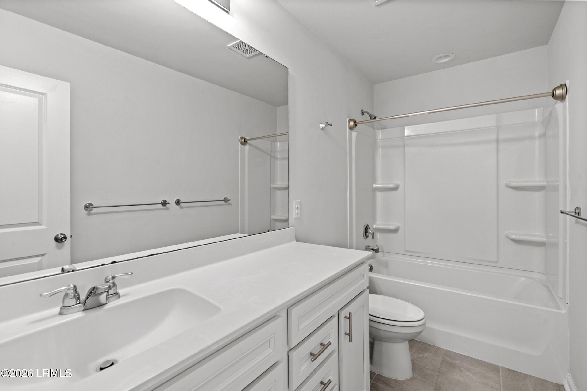 Hallway Bath - 1 Toxaway Lane, Beaufort, SC 29906