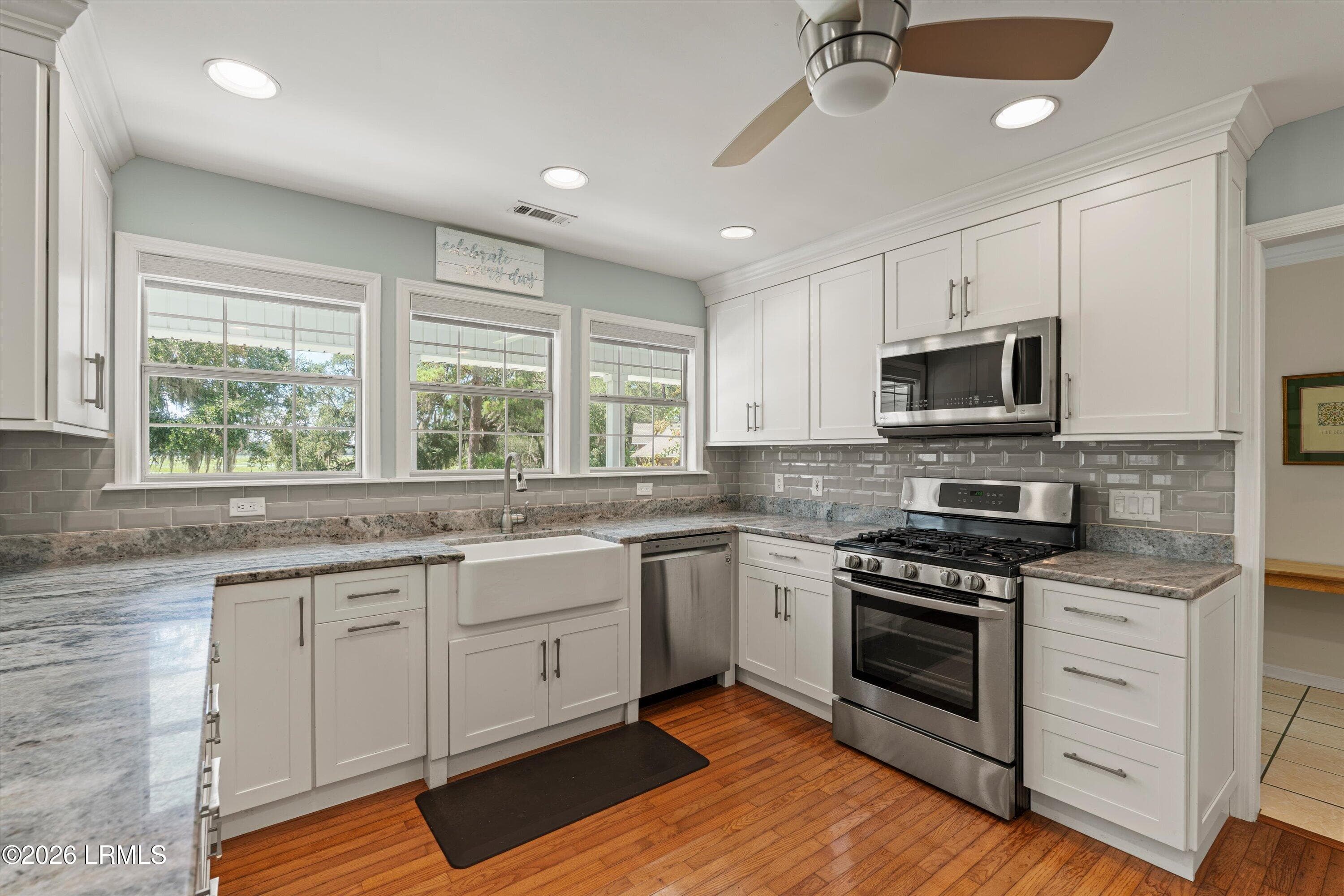 04-257 Pleasant Point Dr - 257 Pleasant Point Drive, Beaufort, SC 29907
