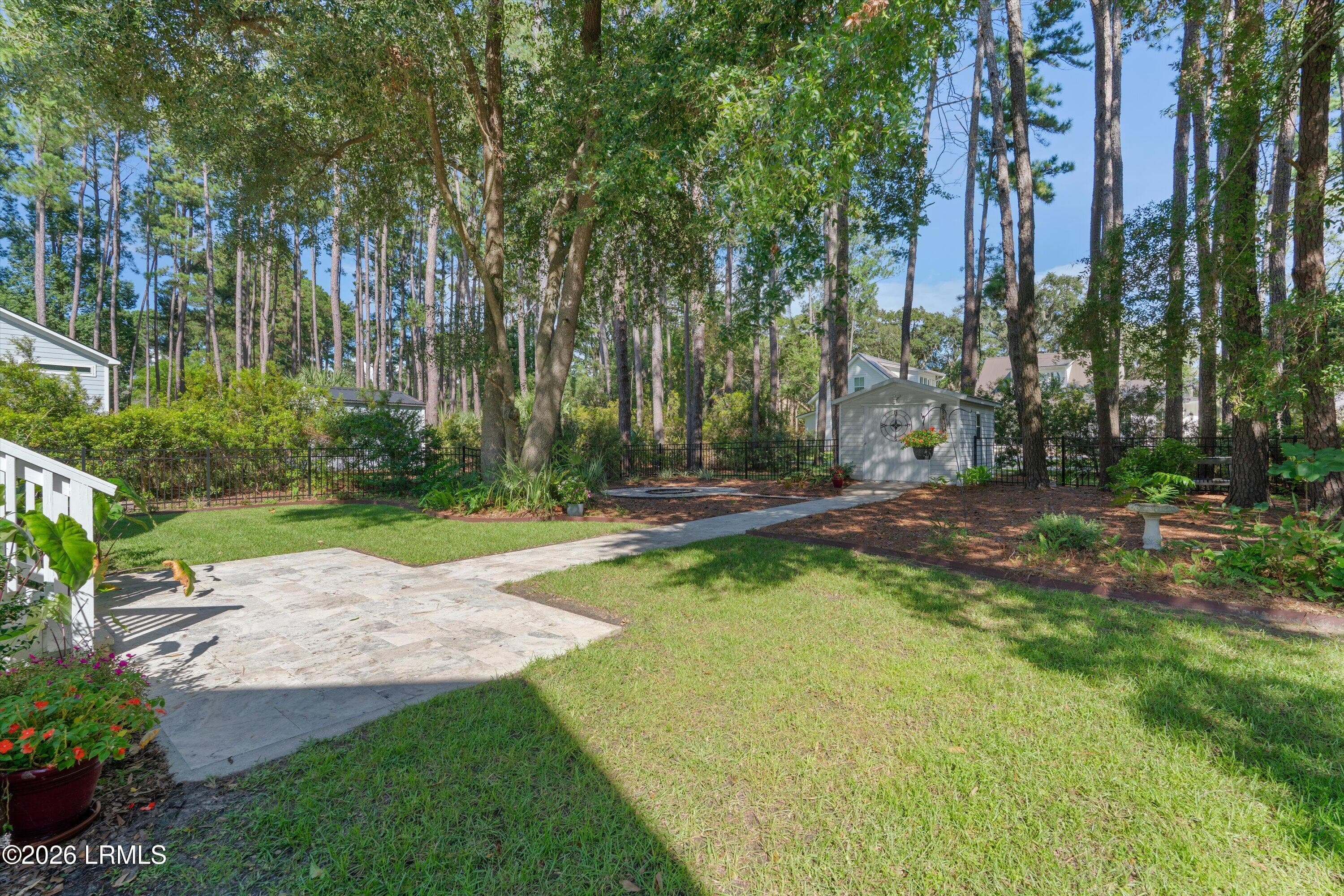 35-257 Pleasant Point Dr - 257 Pleasant Point Drive, Beaufort, SC 29907