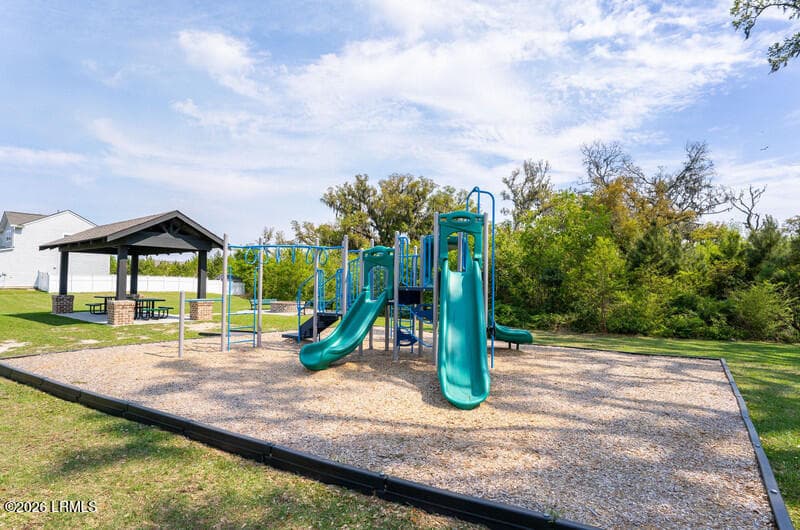 Community4 - 9 Harbison Place, Beaufort, SC 29906