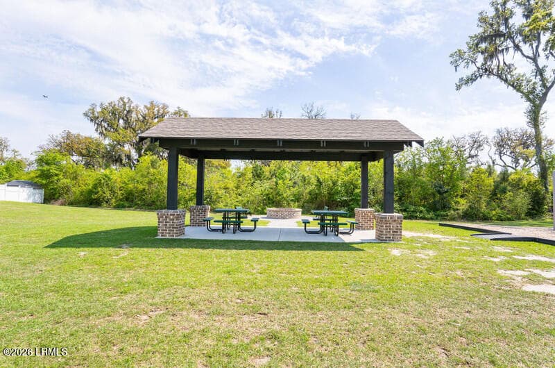Community5 - 9 Harbison Place, Beaufort, SC 29906