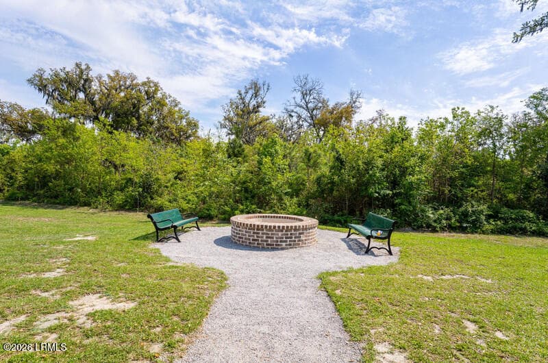Community6 - 9 Harbison Place, Beaufort, SC 29906