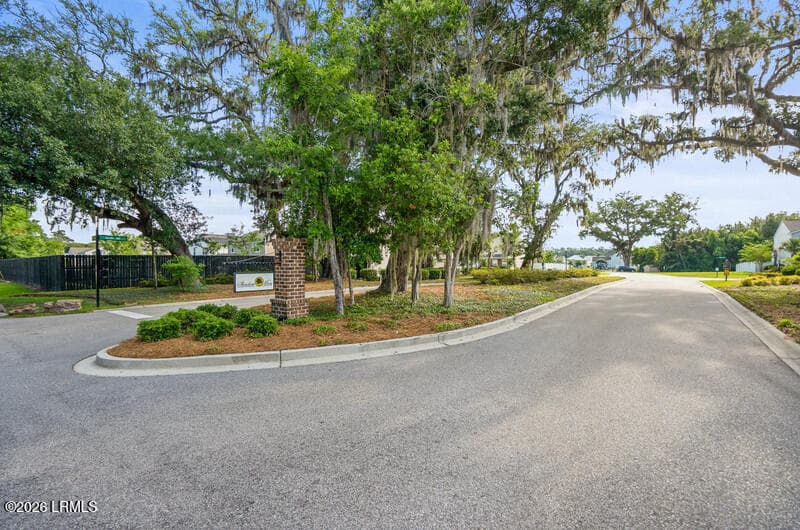 Community7 - 9 Harbison Place, Beaufort, SC 29906