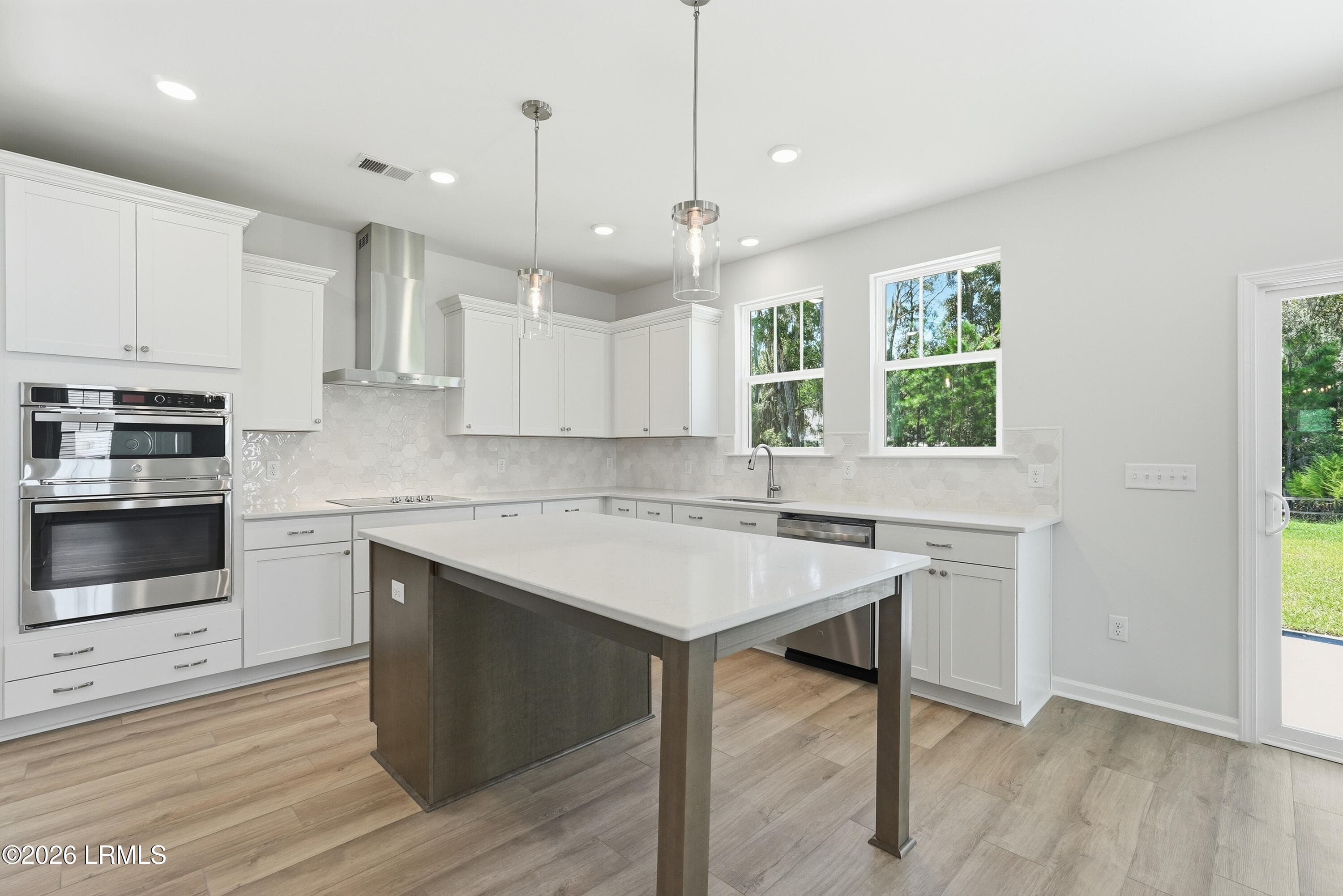 Gourmet Kitchen - 140 Thistle Lane, Beaufort, SC 29907
