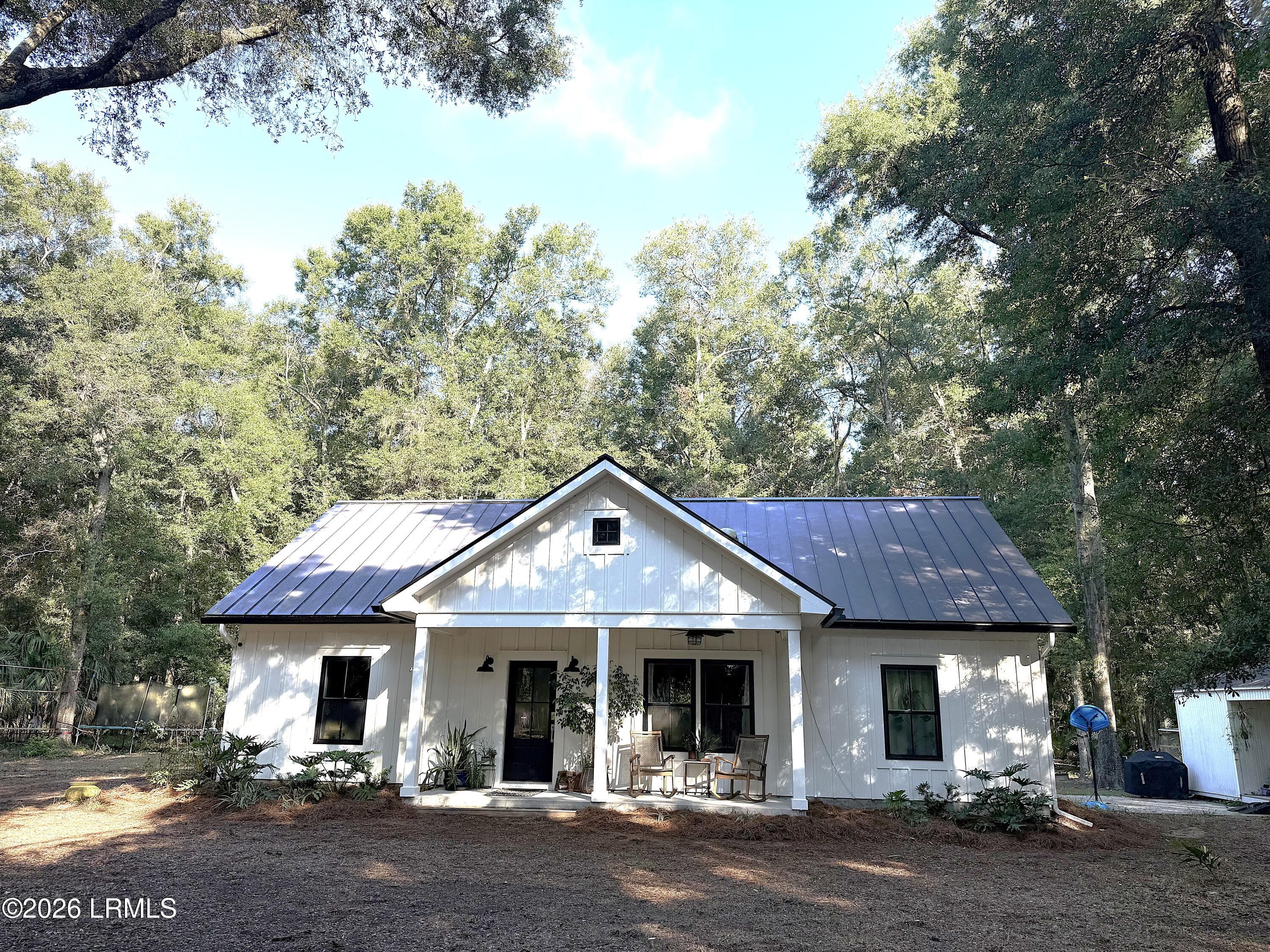 77 Avenue Of Oaks, St. Helena Island, SC 29920