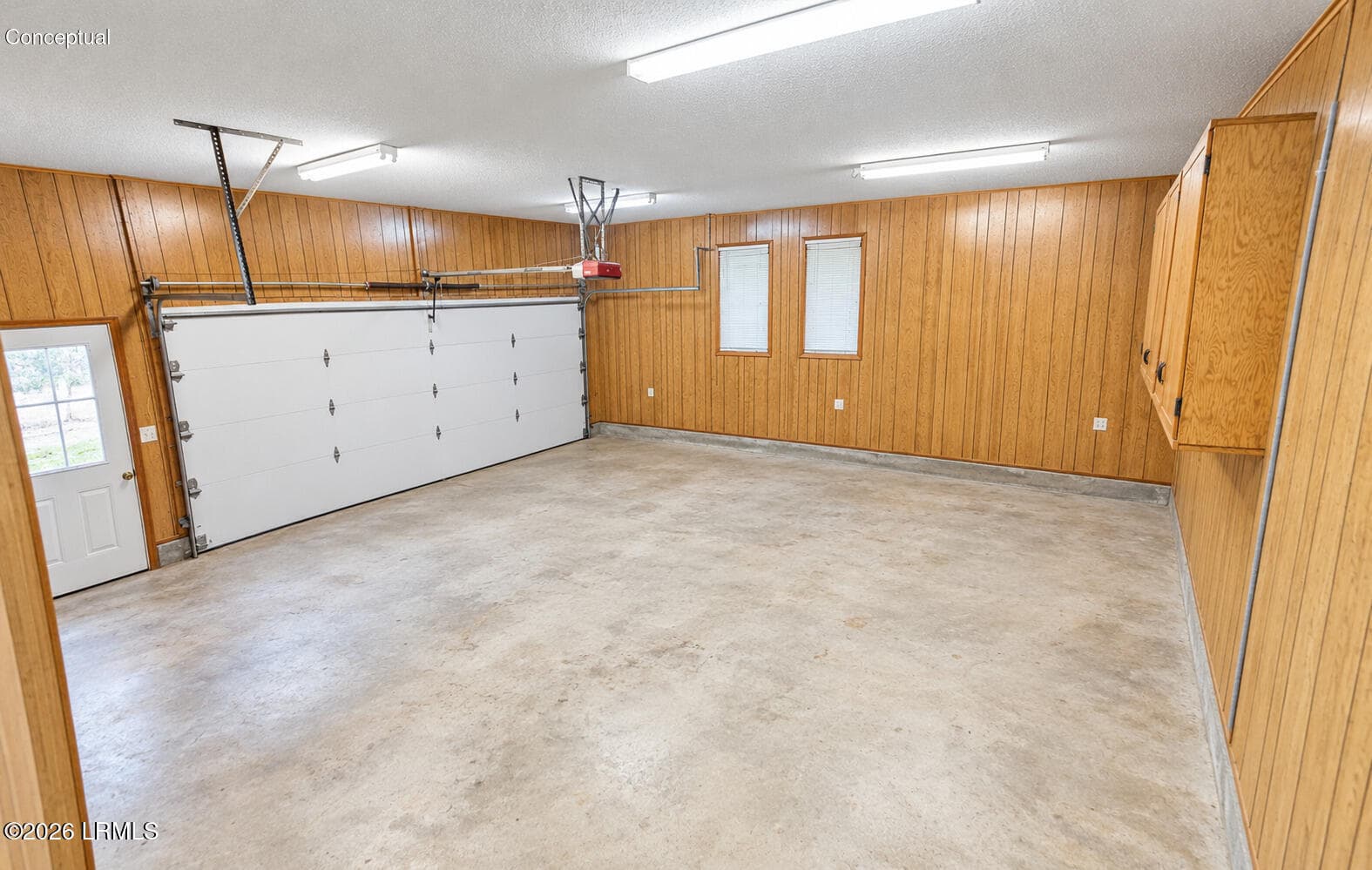 Garage without clutter - 20 Jasper Lane, Beaufort, SC 29907