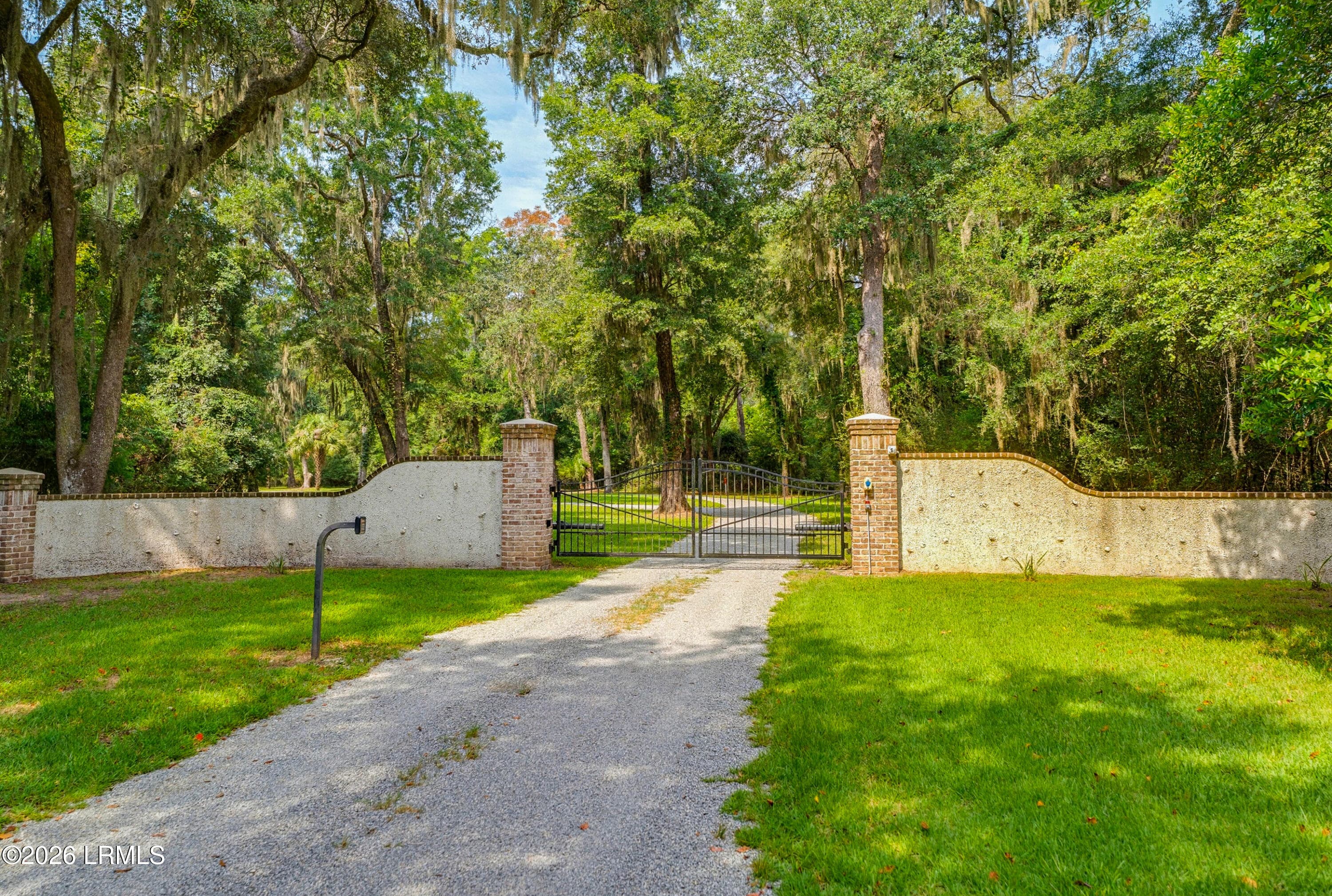 DSC04627-6-1.jpg-FULL - 200 Millstone Drive, St. Helena Island, SC 29920, St. Helena Island