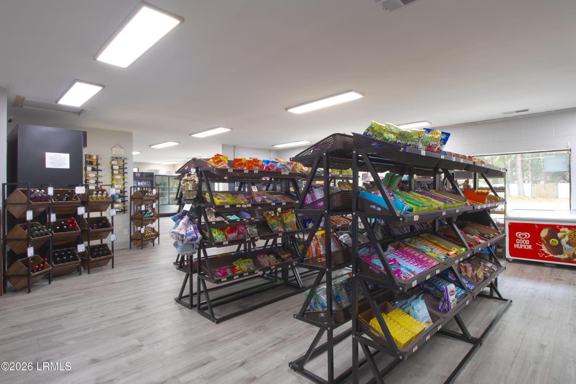 Lowcals Pic 1 - 76 Possum Hill Road, Beaufort, SC 29906