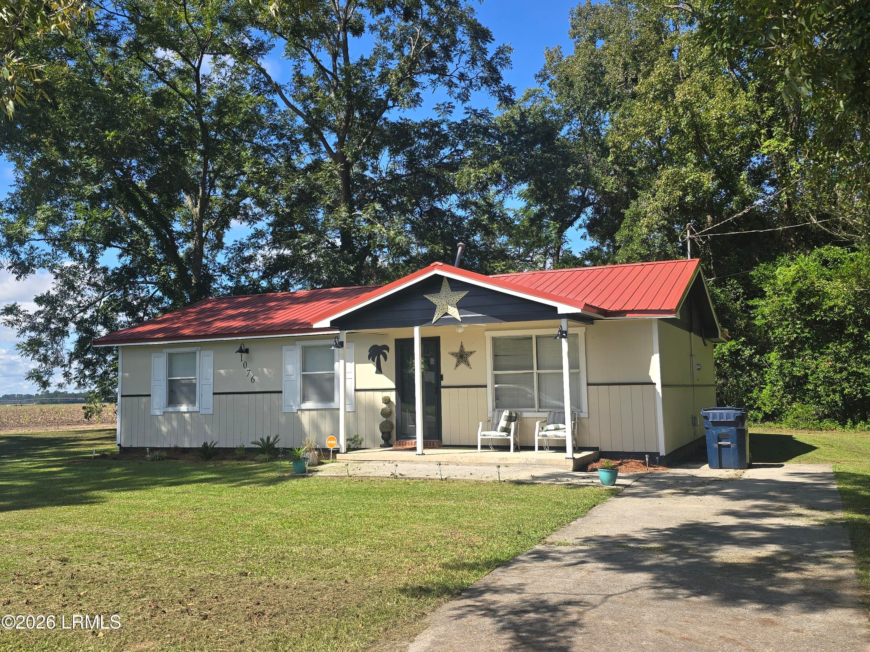 1000049940 - 1076 Aiken Avenue S, Fairfax, SC 29827