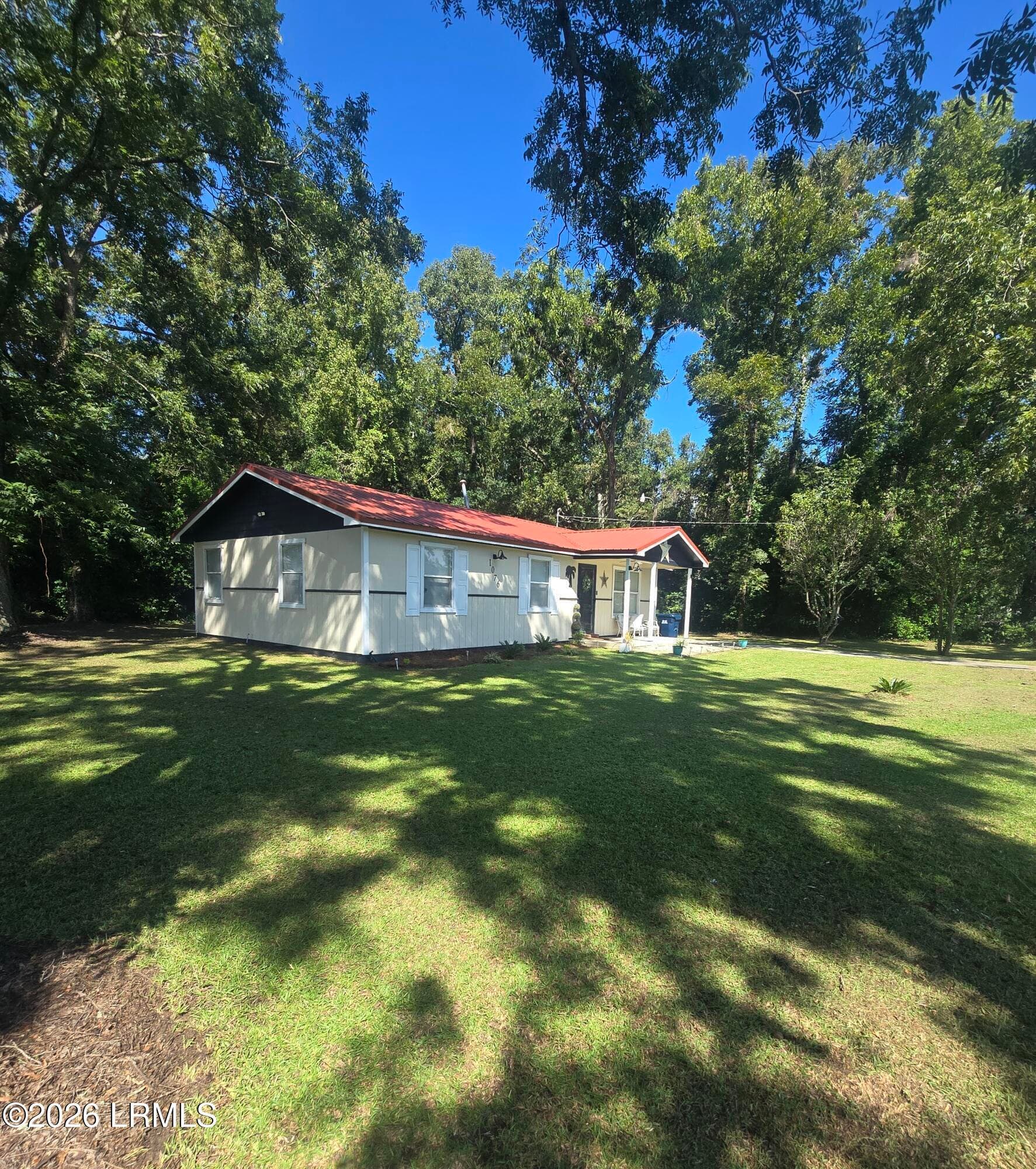 1000049946 - 1076 Aiken Avenue S, Fairfax, SC 29827