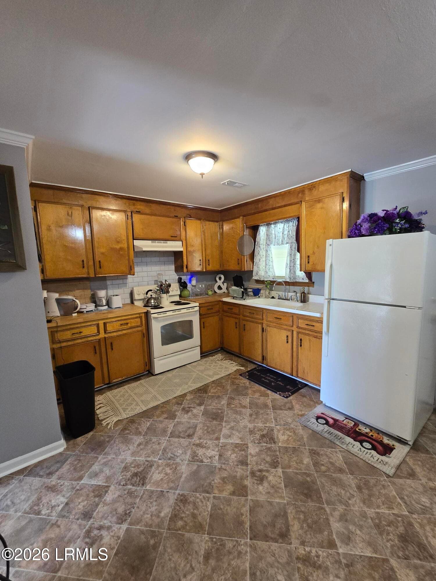 1000049976 - 1076 Aiken Avenue S, Fairfax, SC 29827