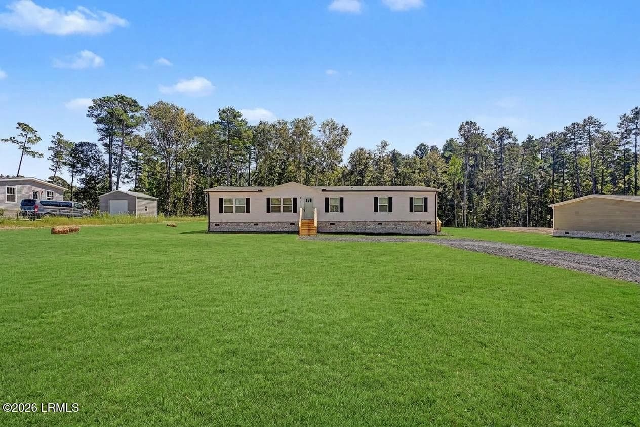 Lawn 2 - 1672 Calamus Pond Road, Summerville, SC 29483, Summerville