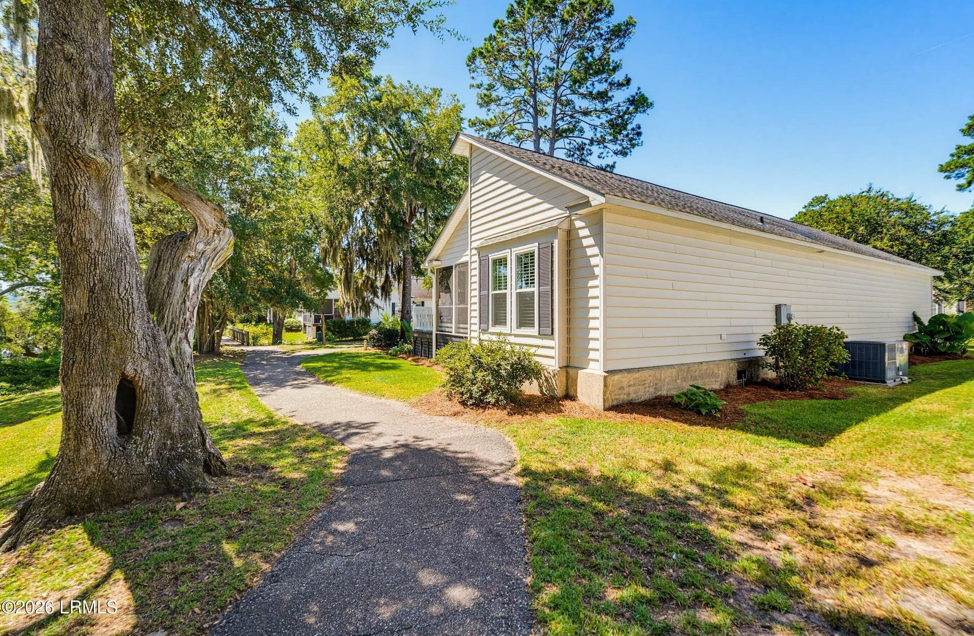 DSC03550-46-1.jpg-SMALL - 47 White Pond Boulevard, Beaufort, SC 29902