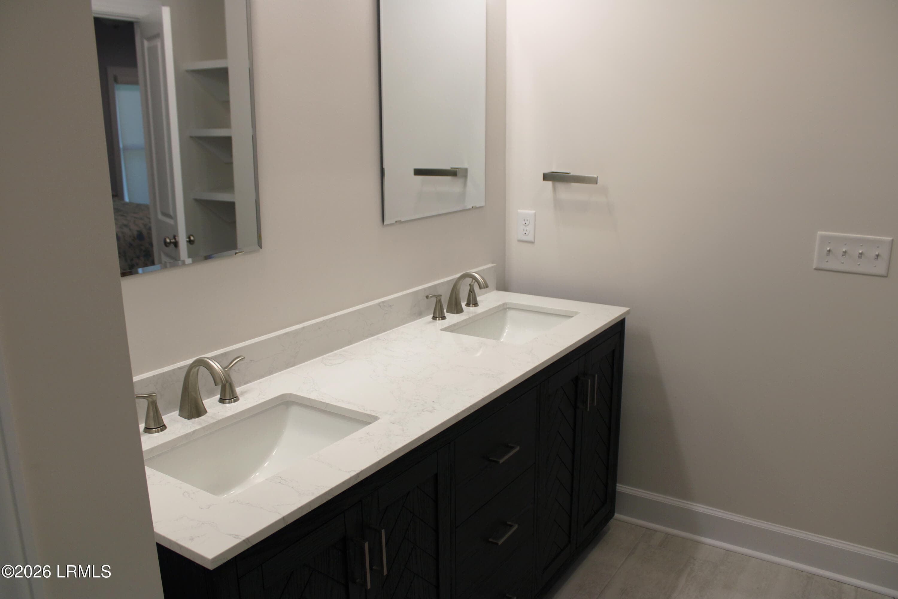 masterbedvanity - 17 Katelyns Way, Beaufort, SC 29907, Beaufort