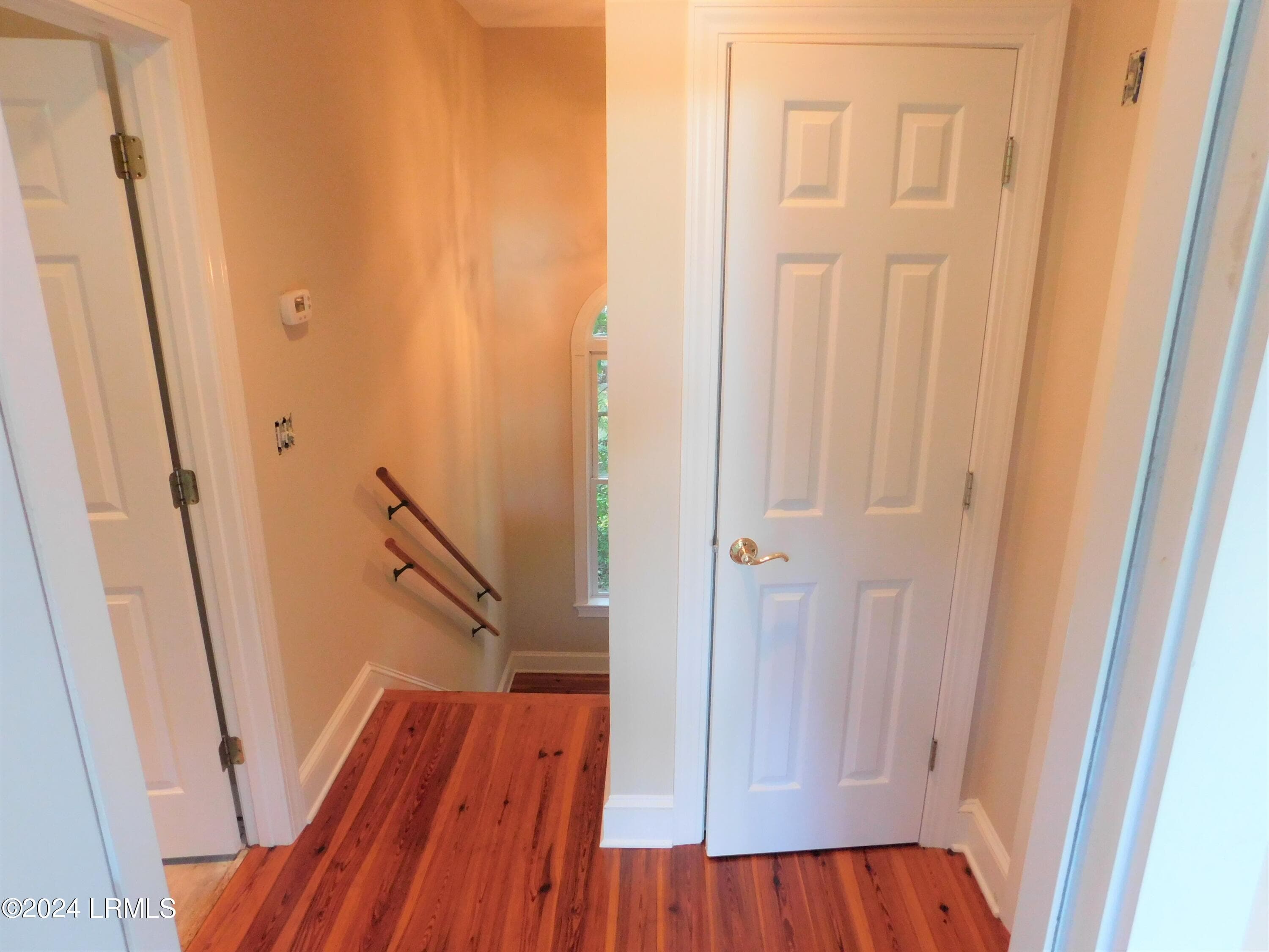 Stairhall - 9 Meridian Road, Beaufort, SC 29907, Beaufort