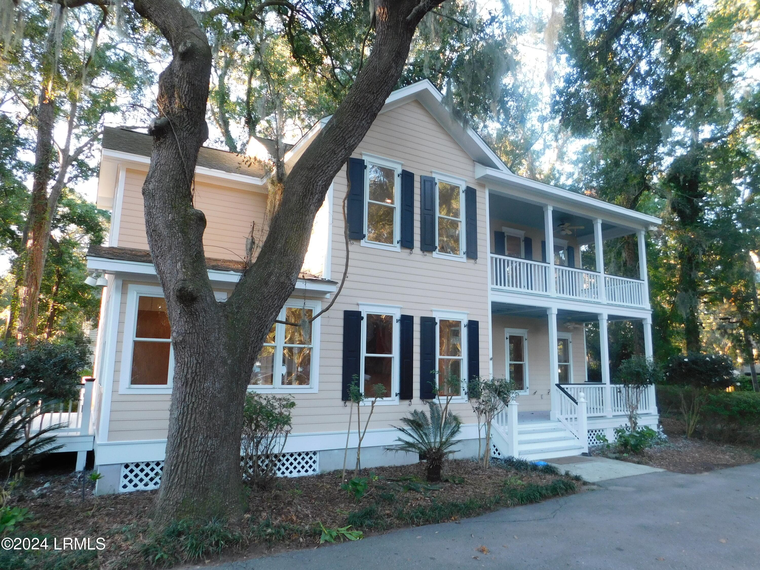 Side of home - 9 Meridian Road, Beaufort, SC 29907, Beaufort