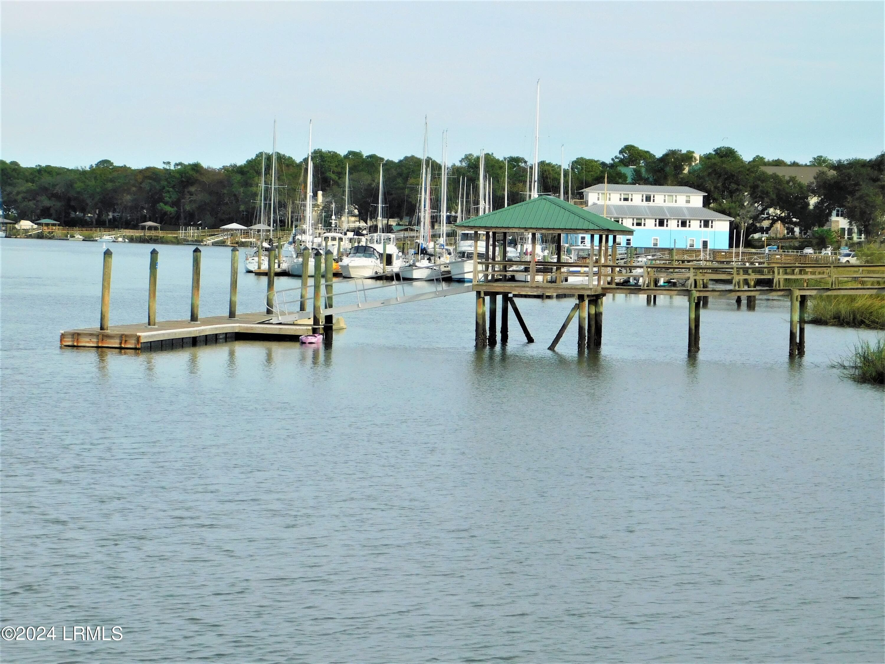 Factory Creek Fishing Pier - 9 Meridian Road, Beaufort, SC 29907, Beaufort