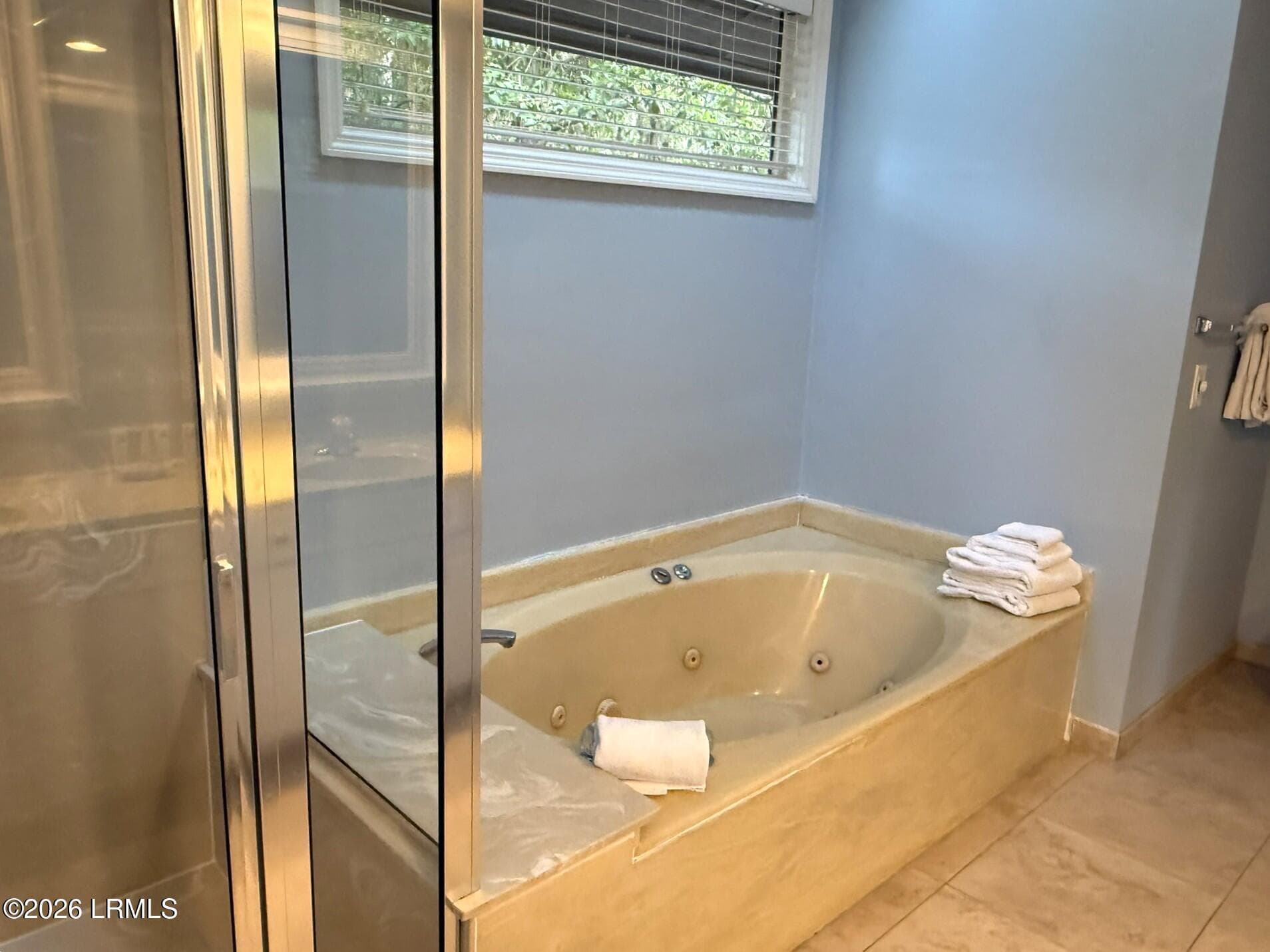jetted tub for the primary bedroom - 105 Southwind Drive 105, Hilton Head Island, SC 29928, Hilton Head Island