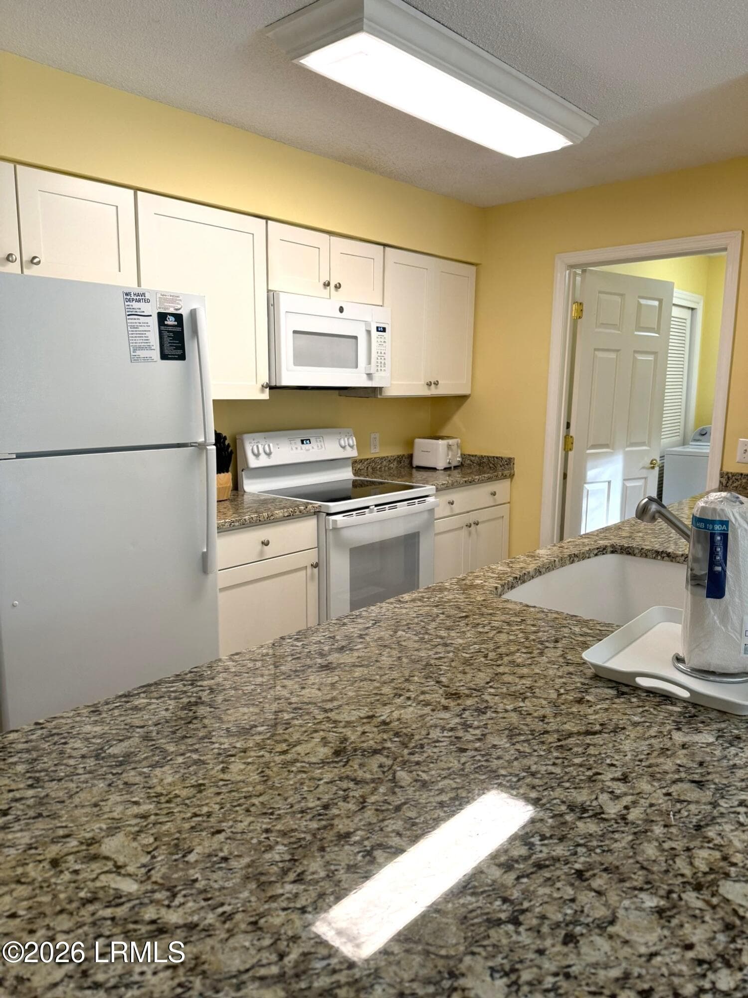 kitchen counter - 105 Southwind Drive 105, Hilton Head Island, SC 29928, Hilton Head Island