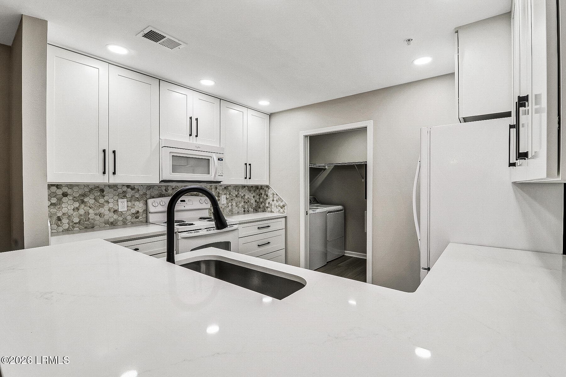21-107 Bridgepoint-8 - 4924 Bluffton Parkway 21-107, Bluffton, SC 29910, Bluffton