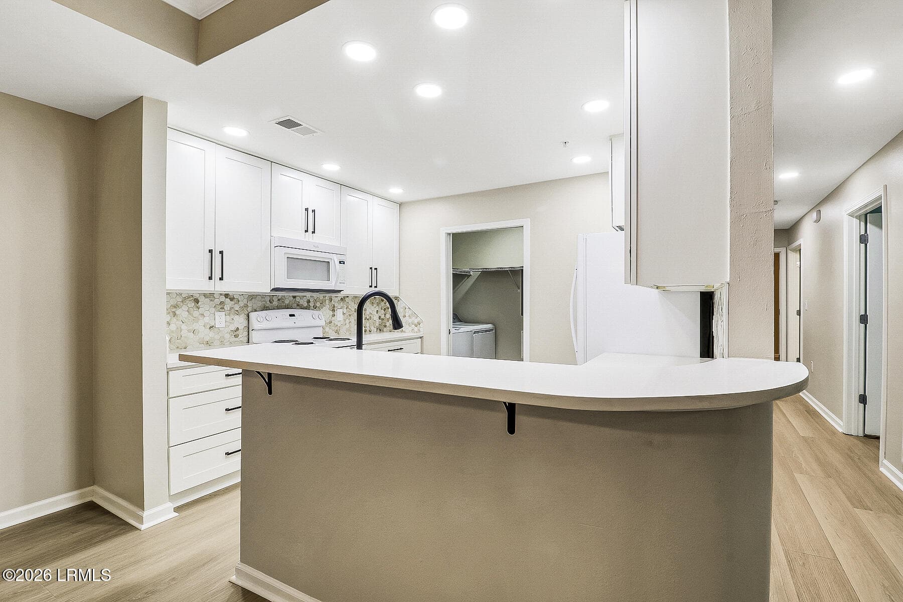 21-107 Bridgepoint-12 - 4924 Bluffton Parkway 21-107, Bluffton, SC 29910, Bluffton