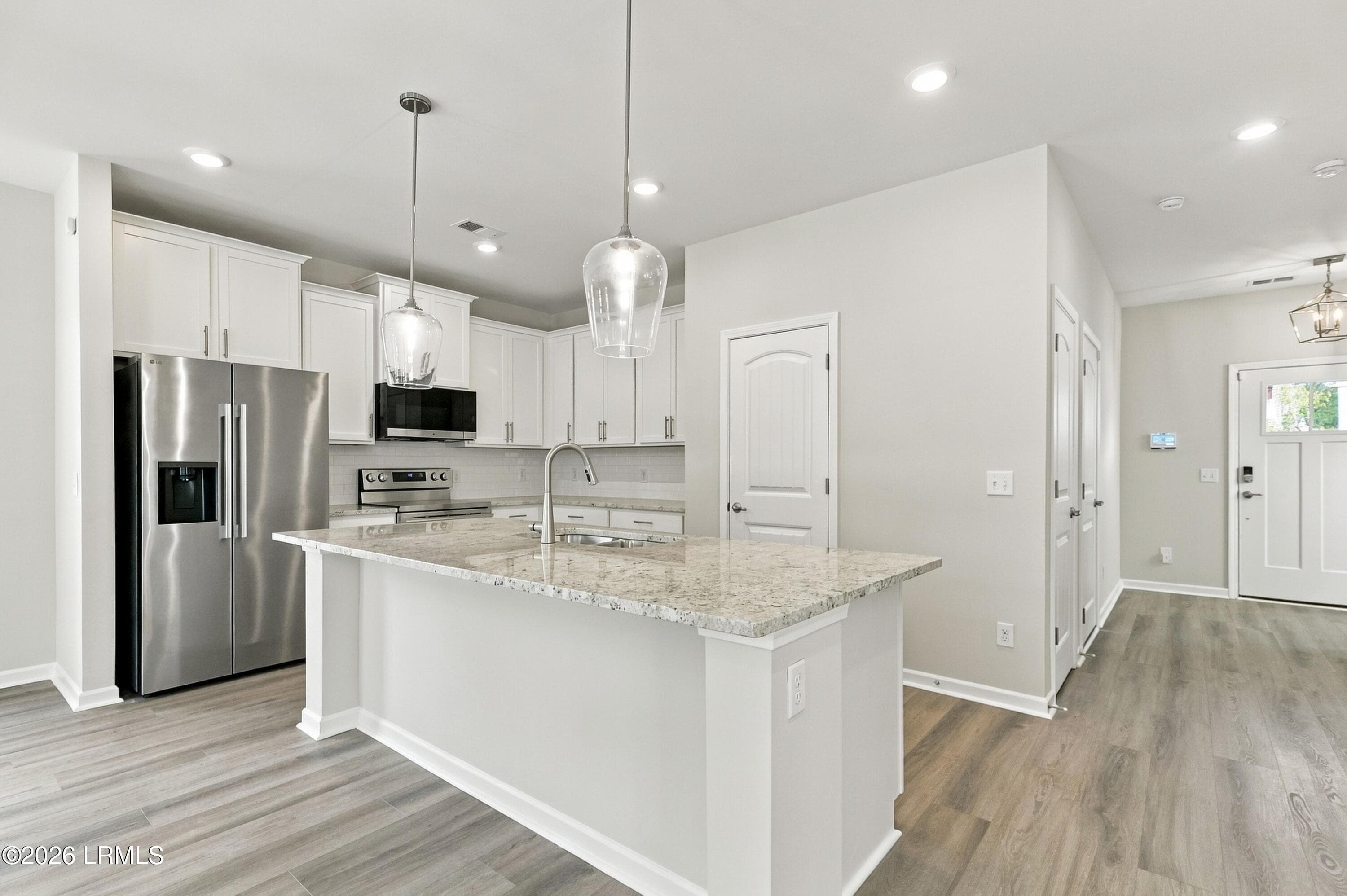 Large island - 397 Conifer Street, Hardeeville, SC 29927