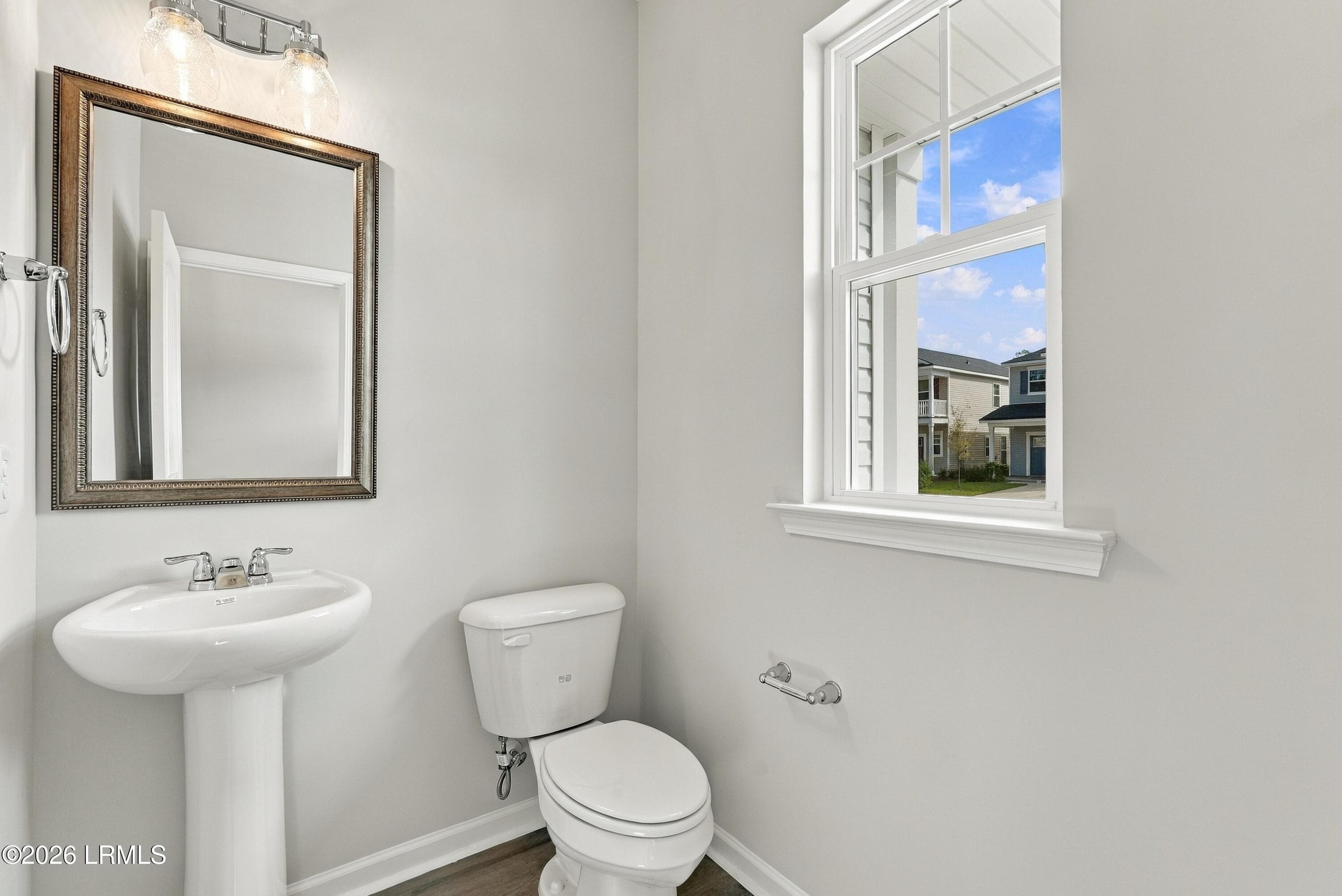 Powder room - 371 Conifer Street, Hardeeville, SC 29927