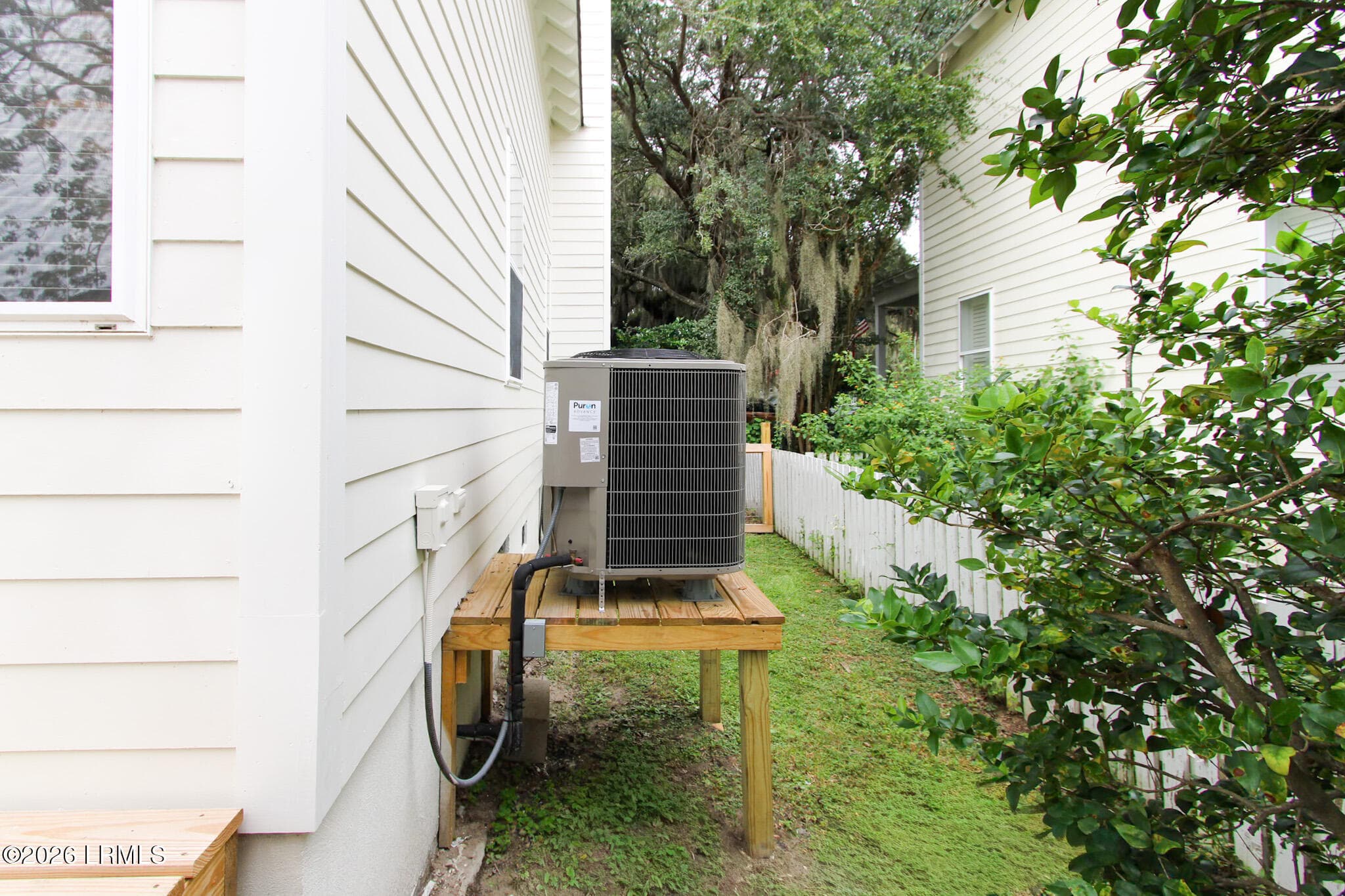 1009 11th Street - Side Yard - 1009 11th Street, Port Royal, SC 29935
